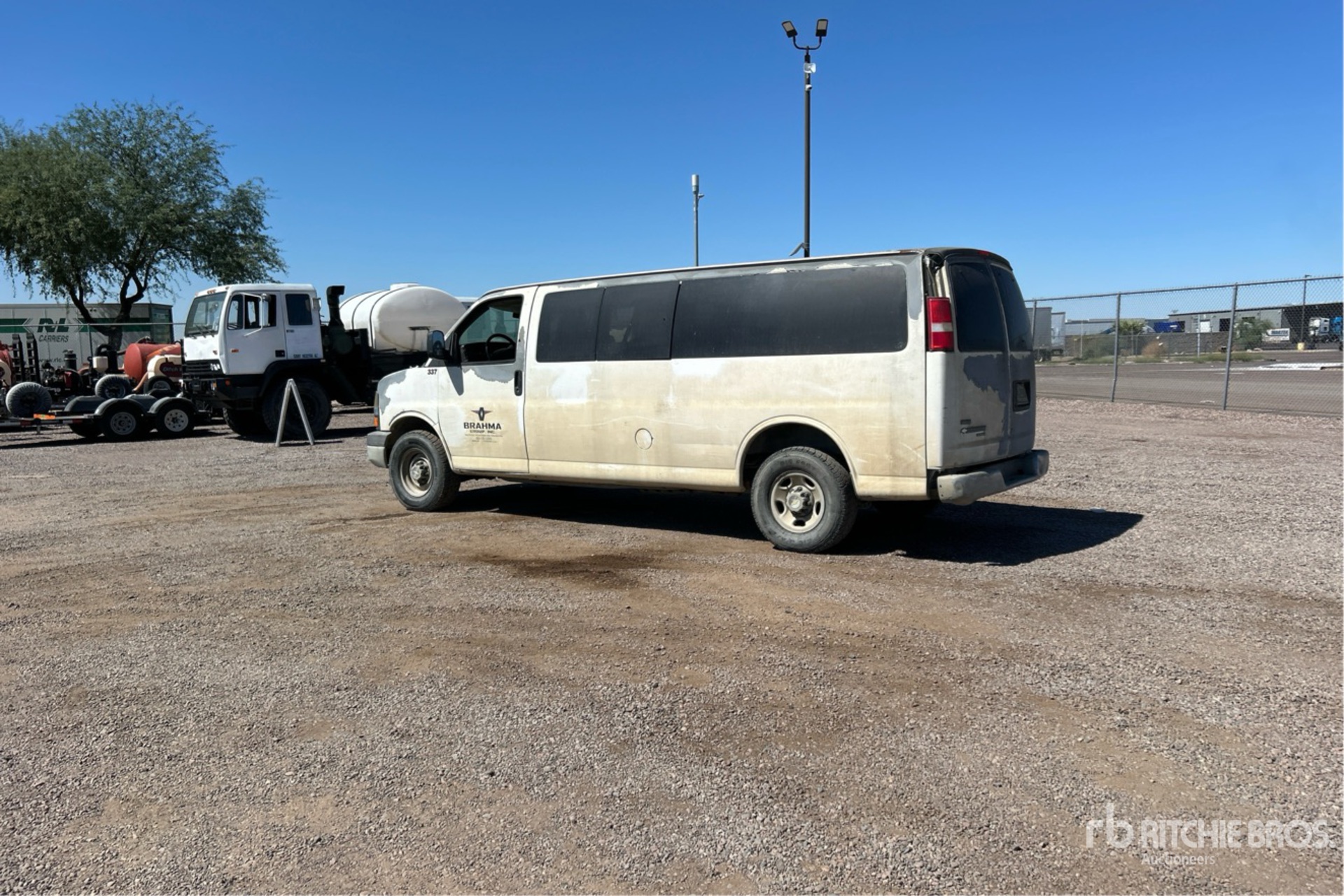 General Appearance with Picture, Left Rear Corner