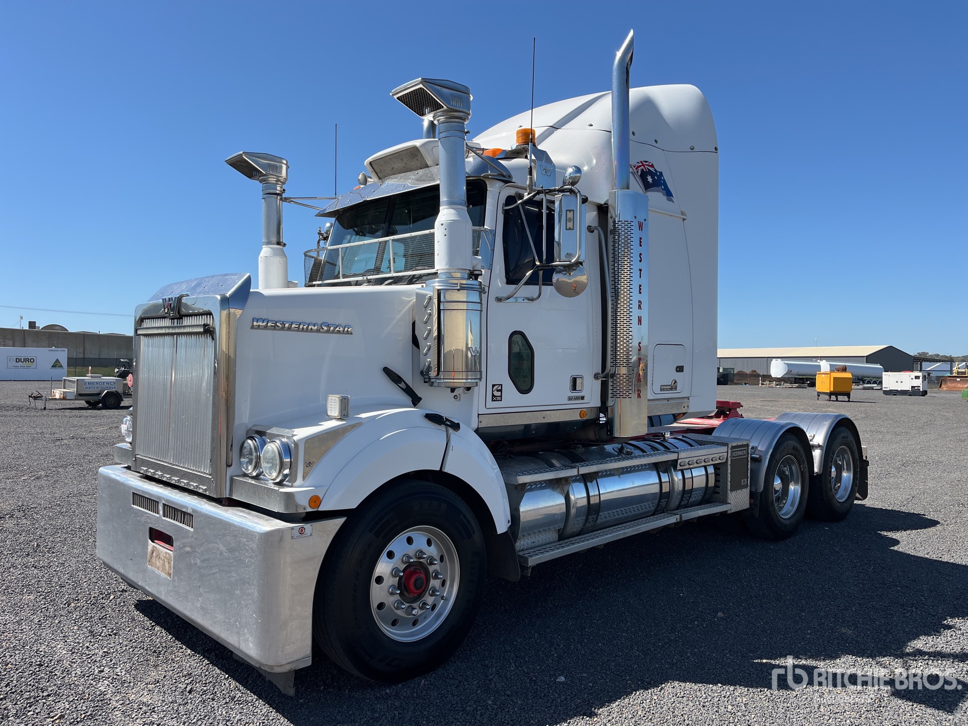 General Appearance with Picture, Right Front Corner