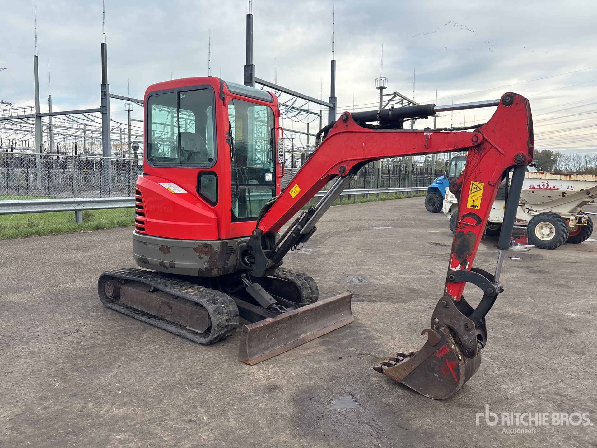 Aspect général with Image, coin avant droit