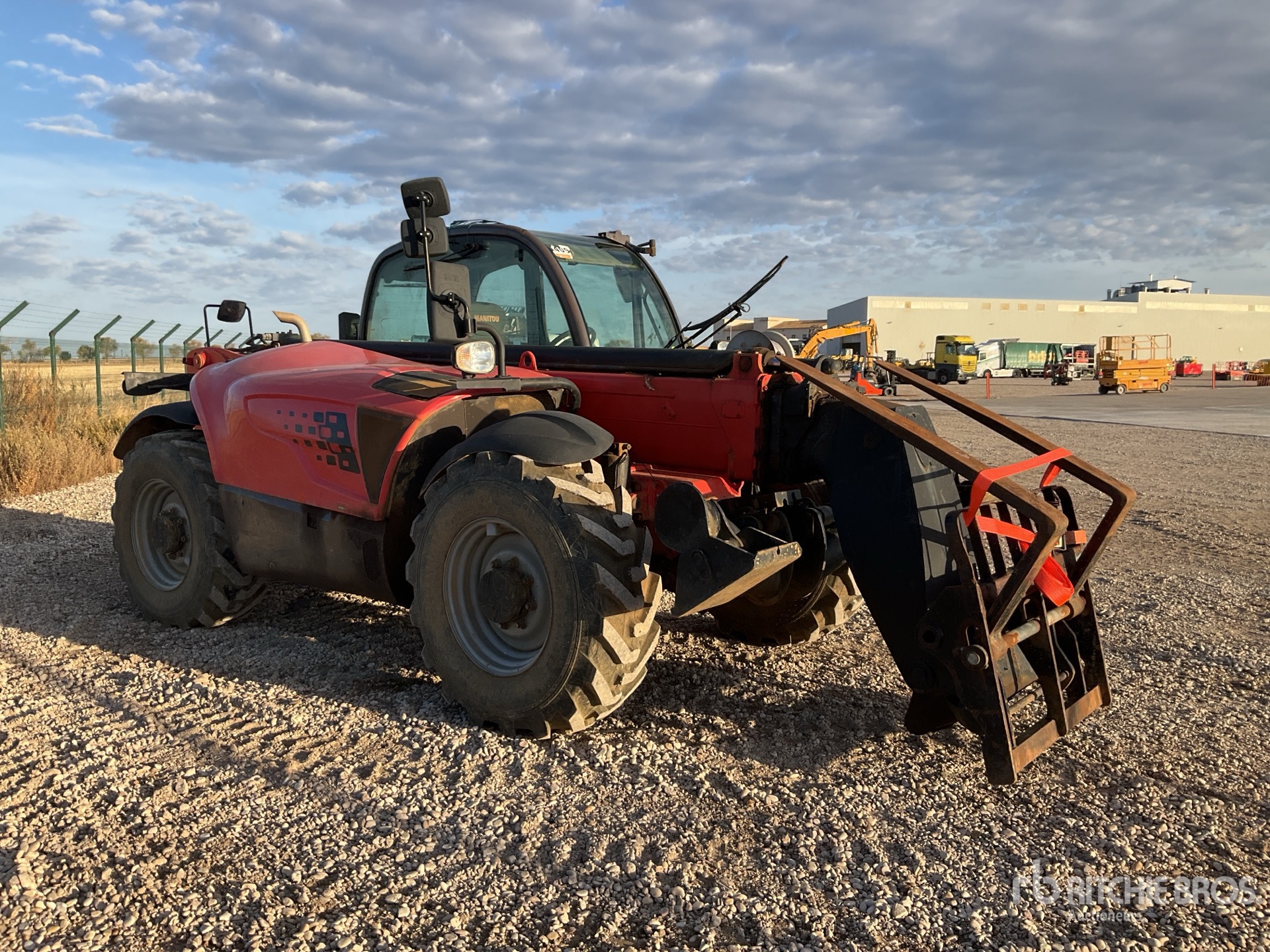 General Appearance with Picture, Right Front Corner