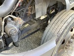 4 Underbody - Truck with 