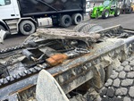 4 Underbody - Truck with 