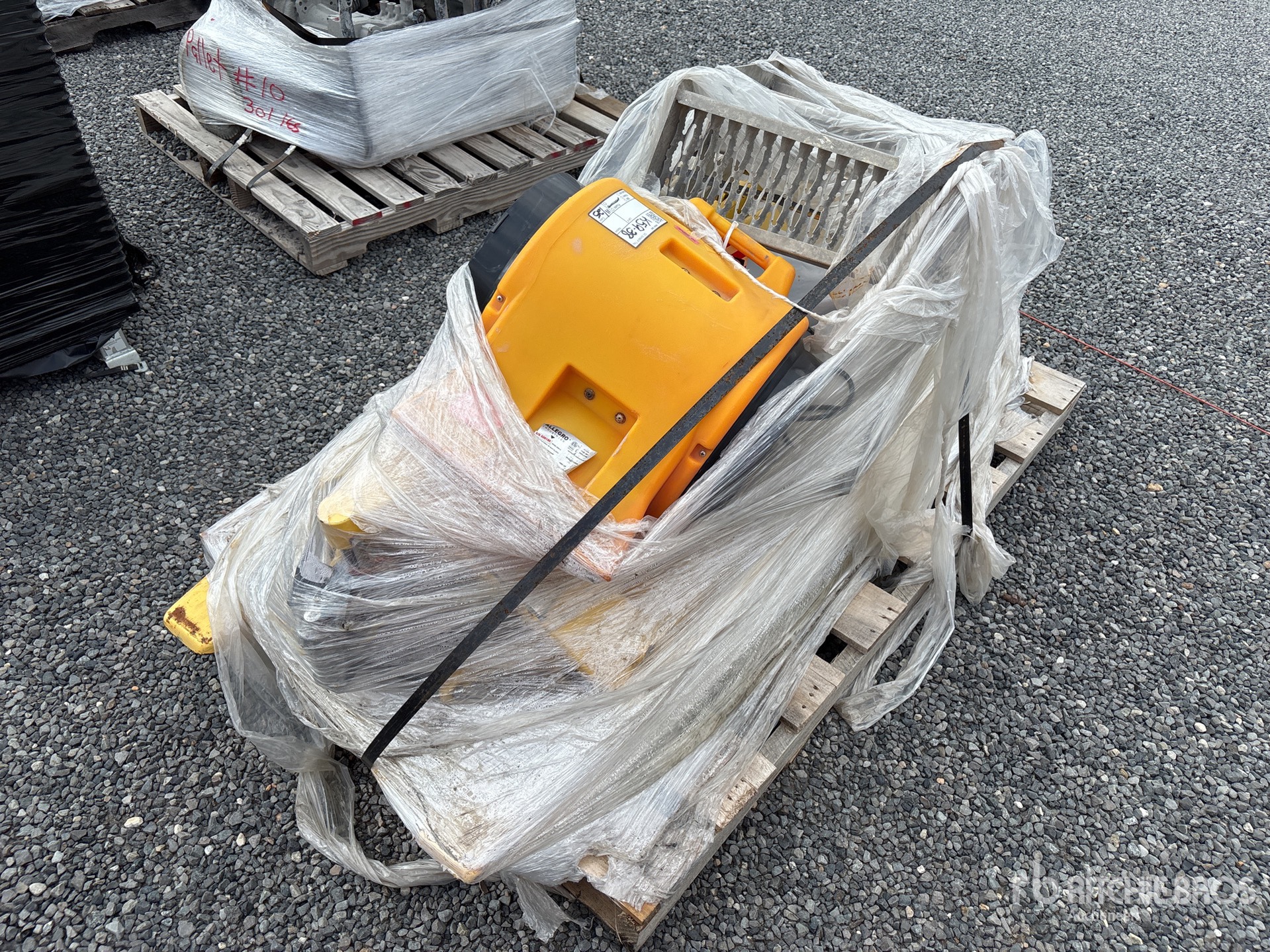 General Appearance with Imagen: esquina trasera izquierda