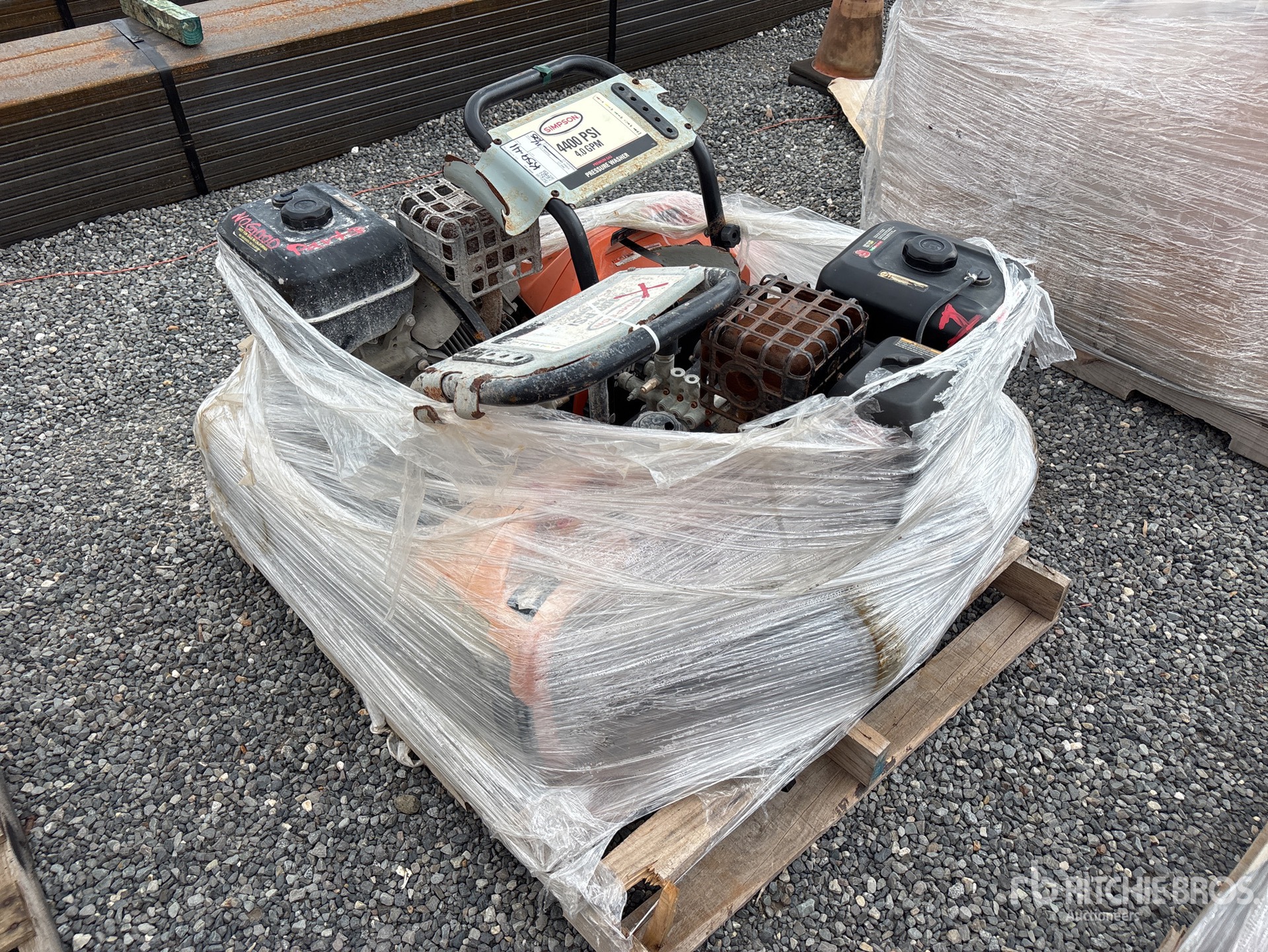 General Appearance with Picture, Right Rear Corner