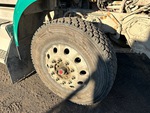 4 Underbody - Truck with 