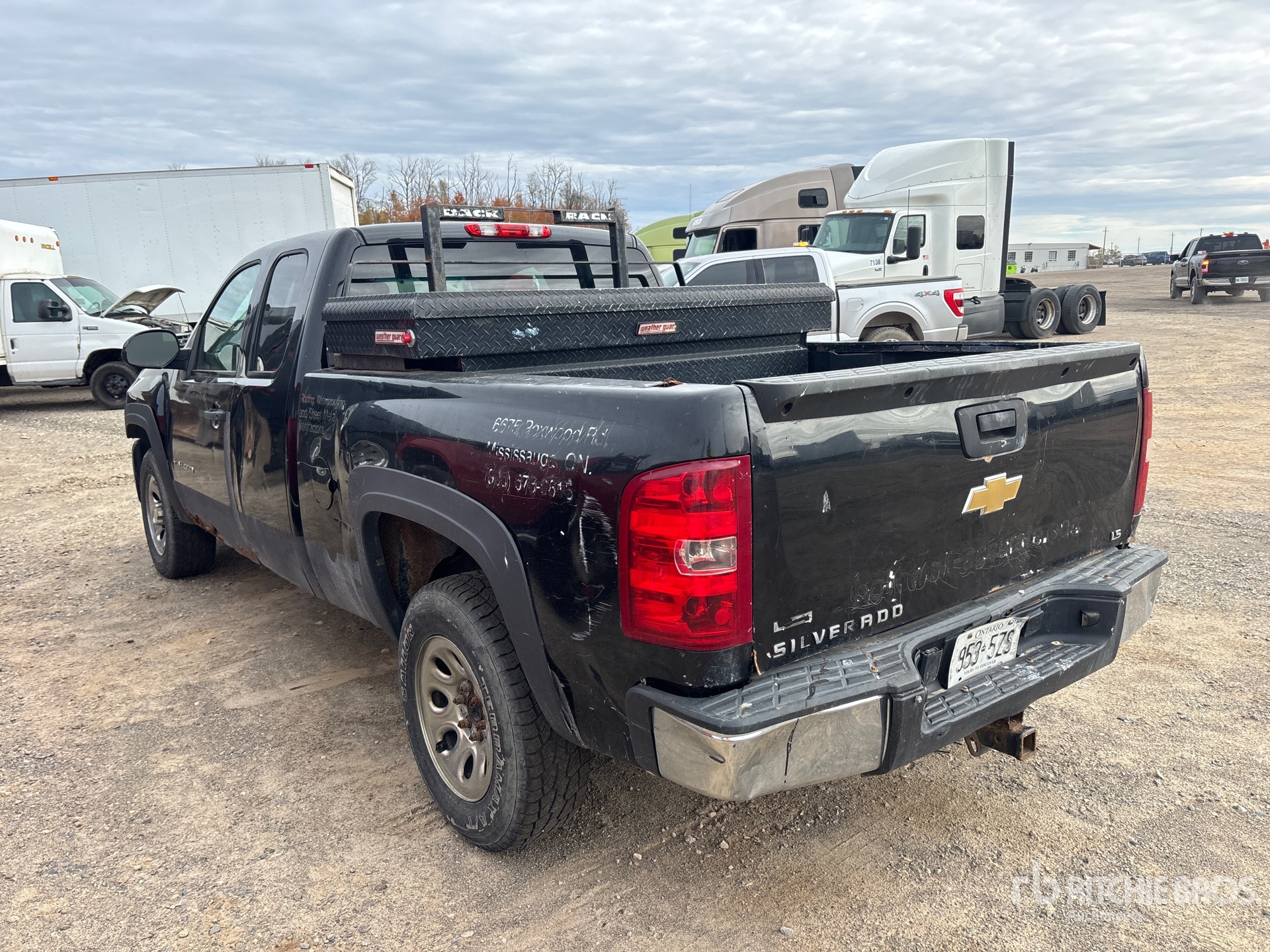 General Appearance with Picture, Left Rear Corner