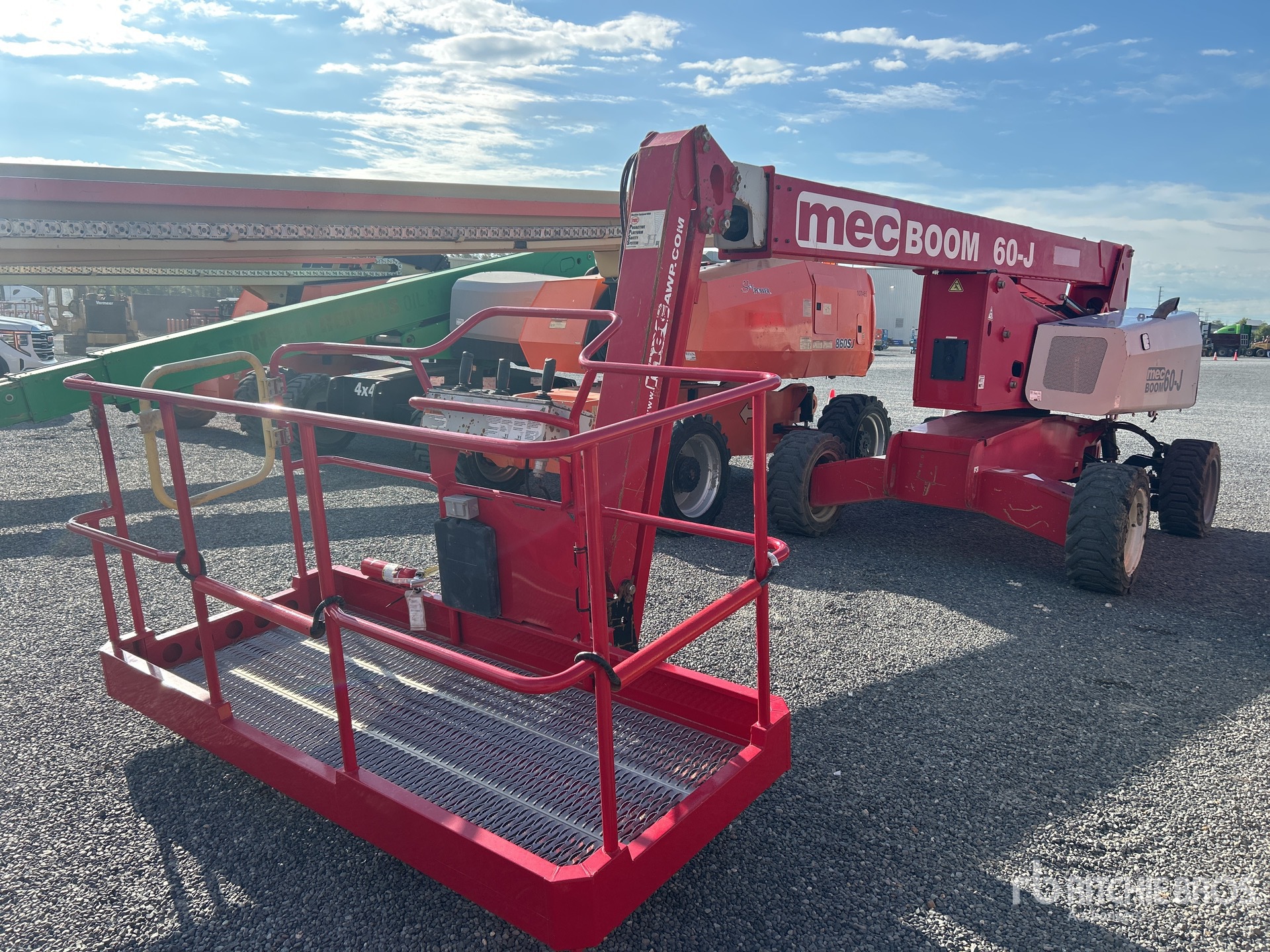 ELEVADOR ARTICULADO 2021 MEC 4WD 60J