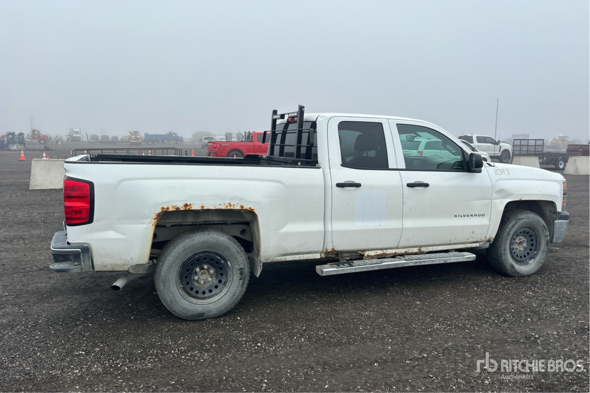General Appearance with Picture, Right Rear Corner