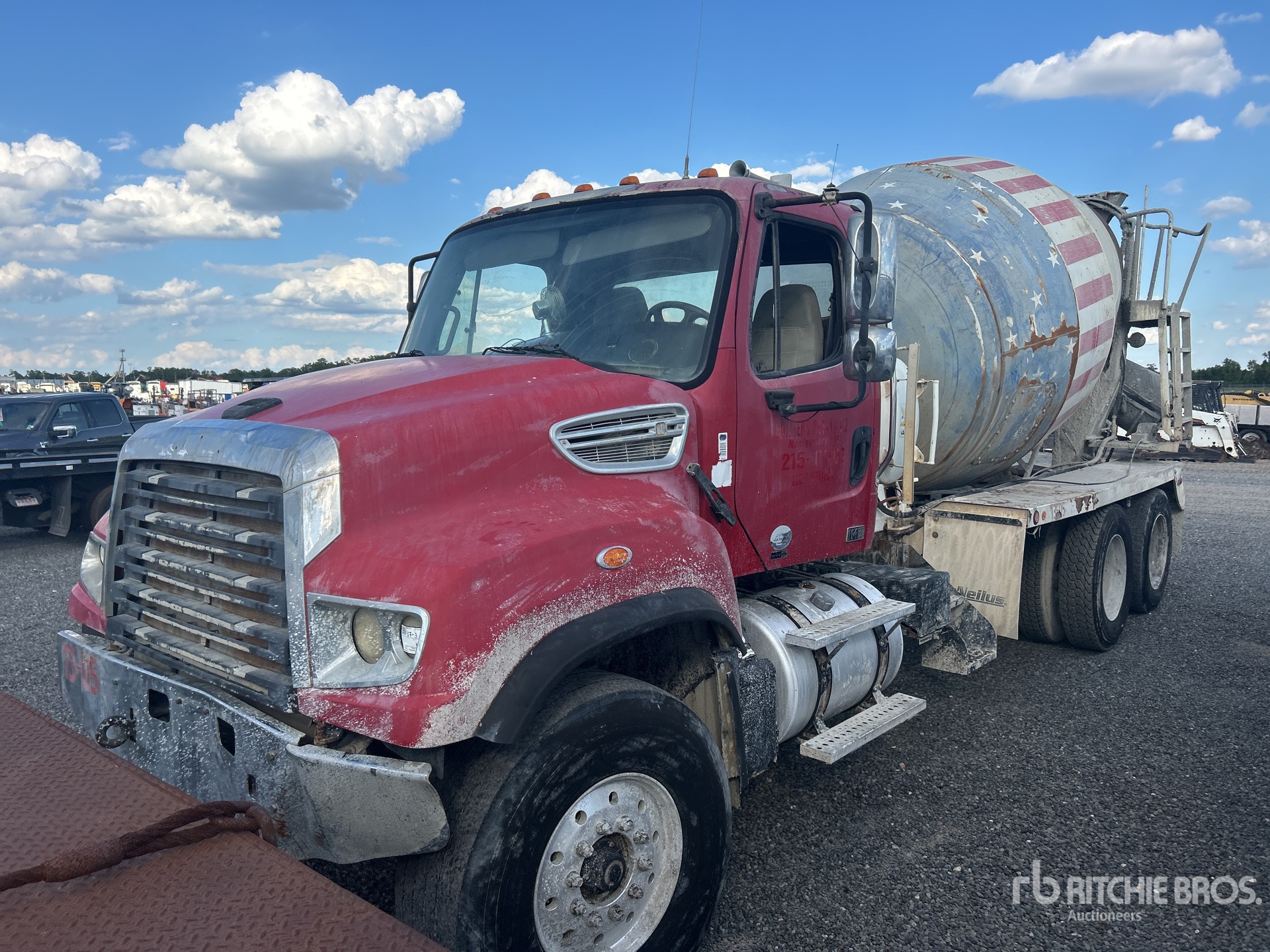 CAMIóN REVOLVEDOR 2014 FREIGHTLINER MCNEILUS 10.5 CYD