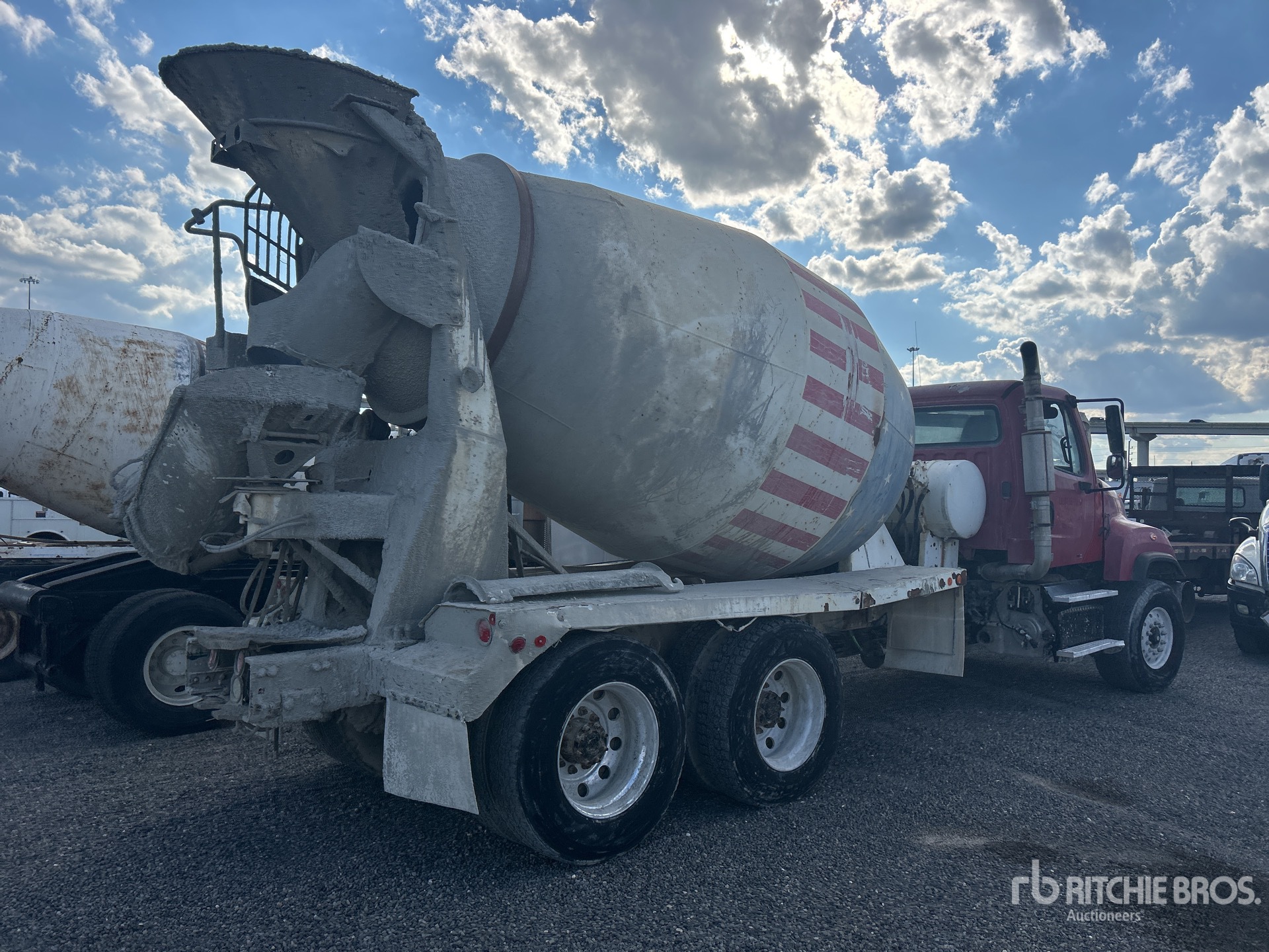 CAMIóN REVOLVEDOR 2014 FREIGHTLINER MCNEILUS 10.5 CYD