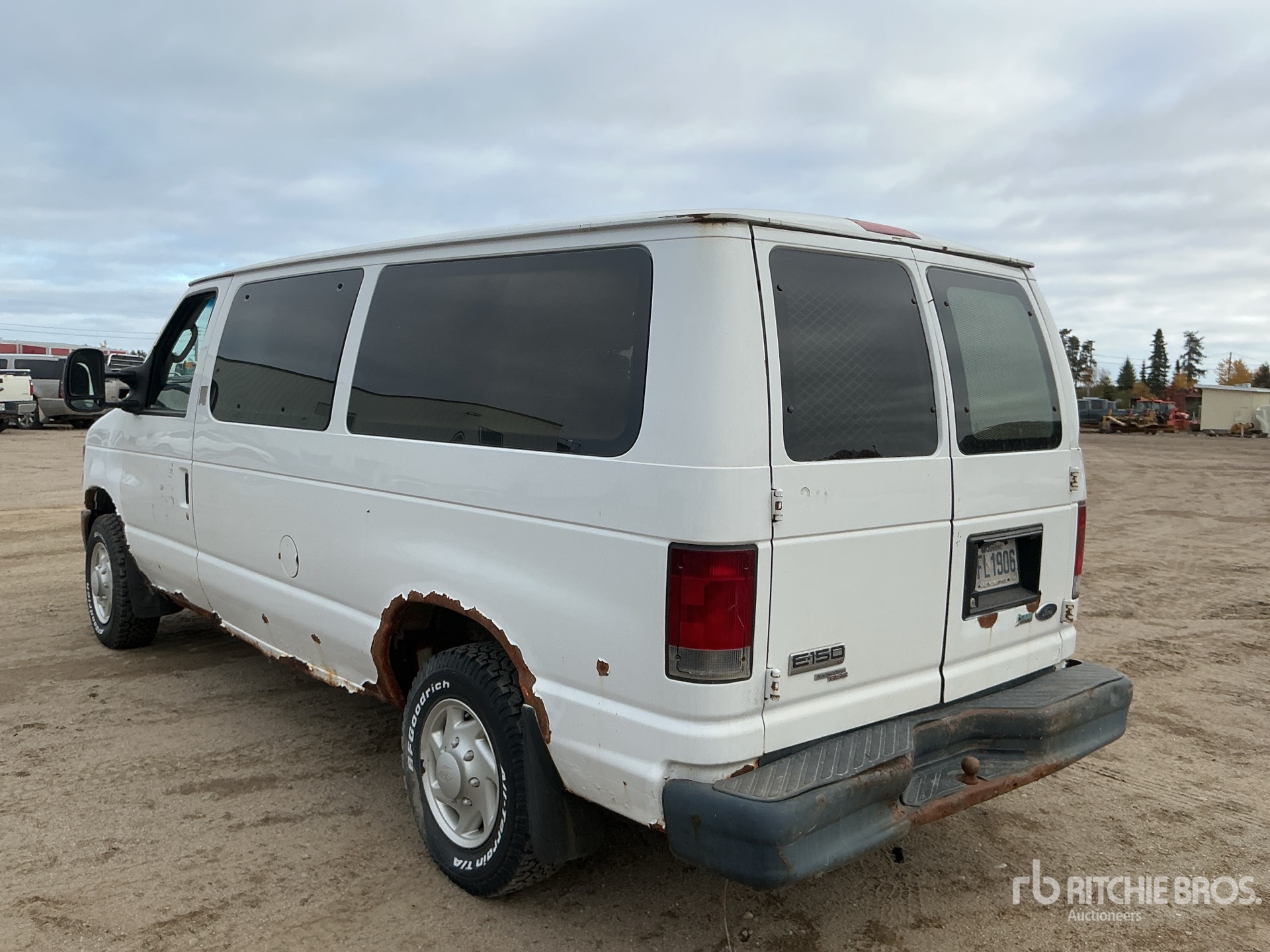 General Appearance with Picture, Left Rear Corner