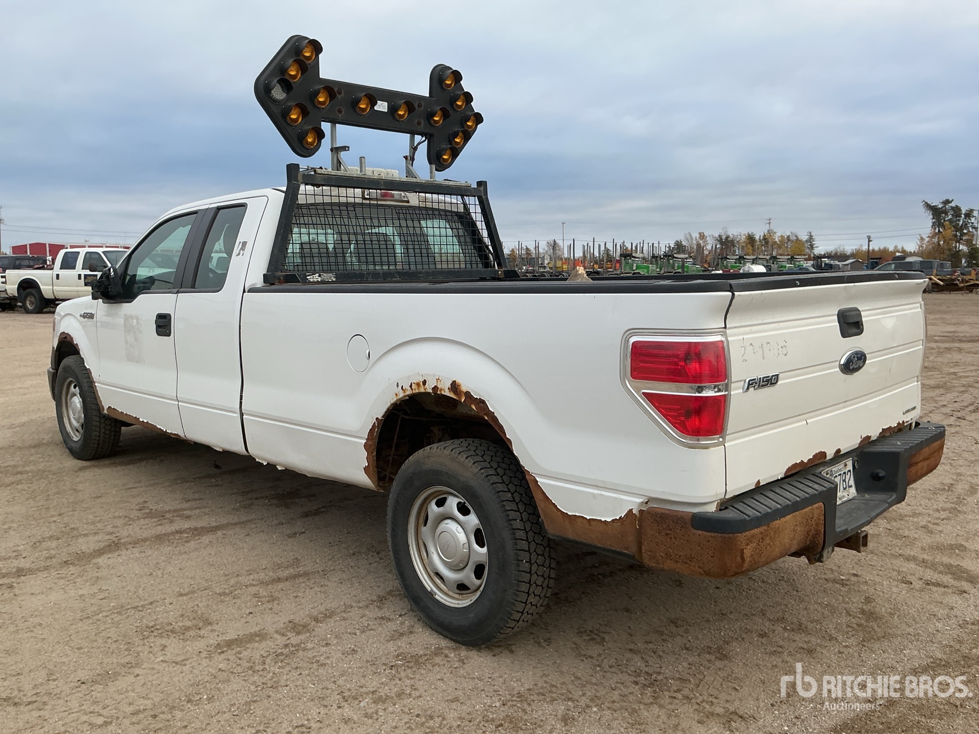 General Appearance with Picture, Left Rear Corner