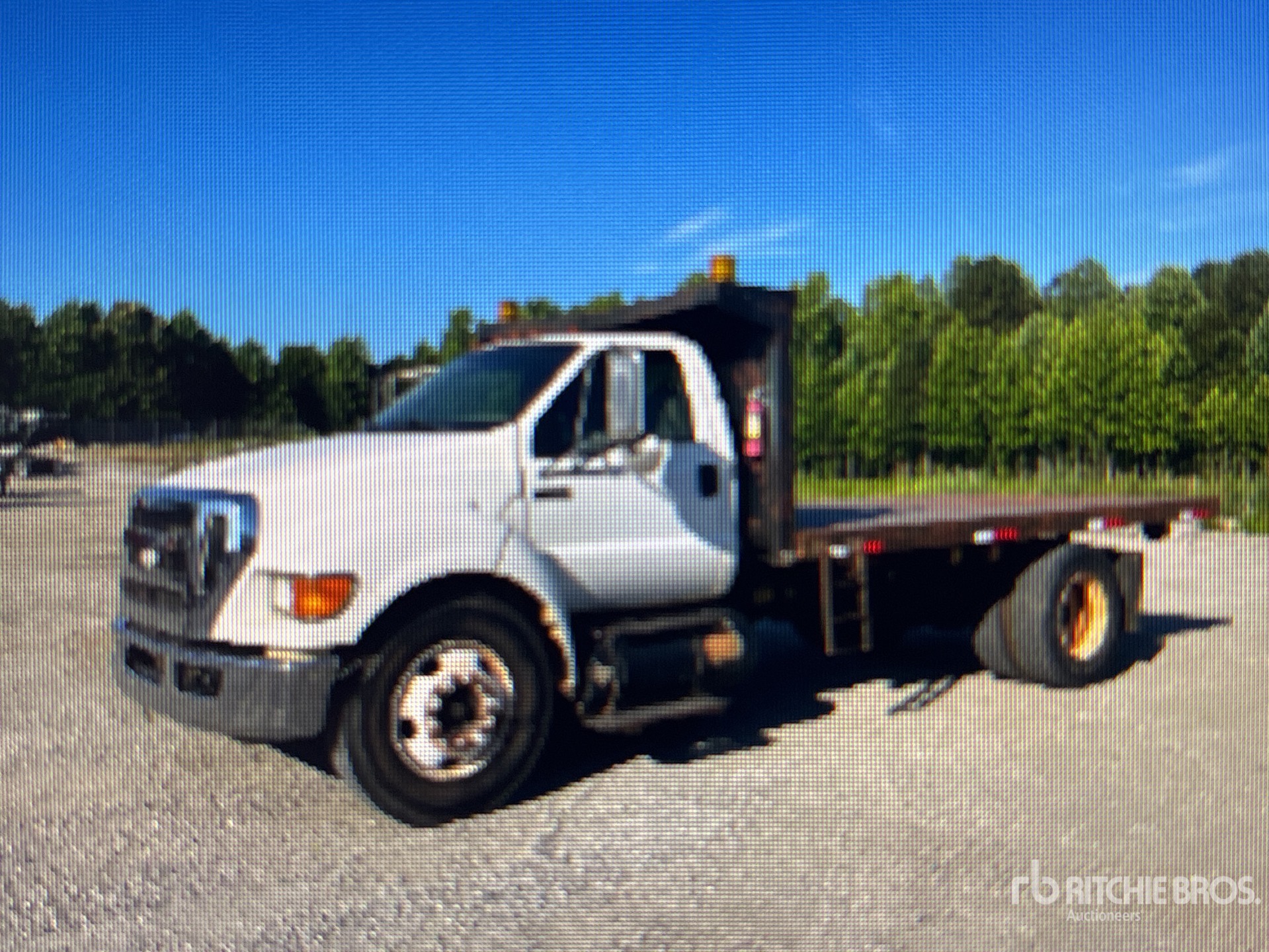 General Appearance with Featured Photo