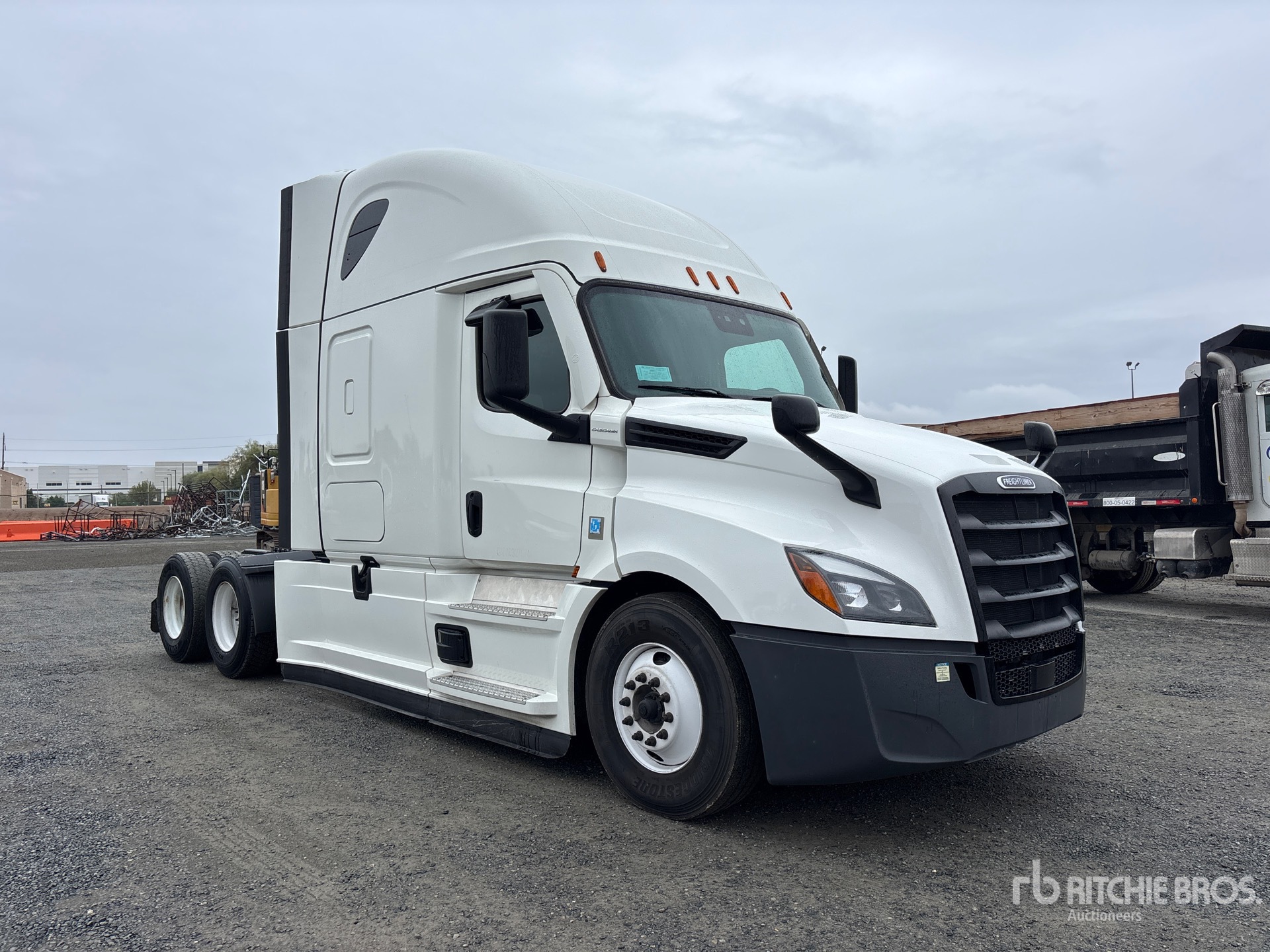 General Appearance with Imagen: esquina delantera derecha