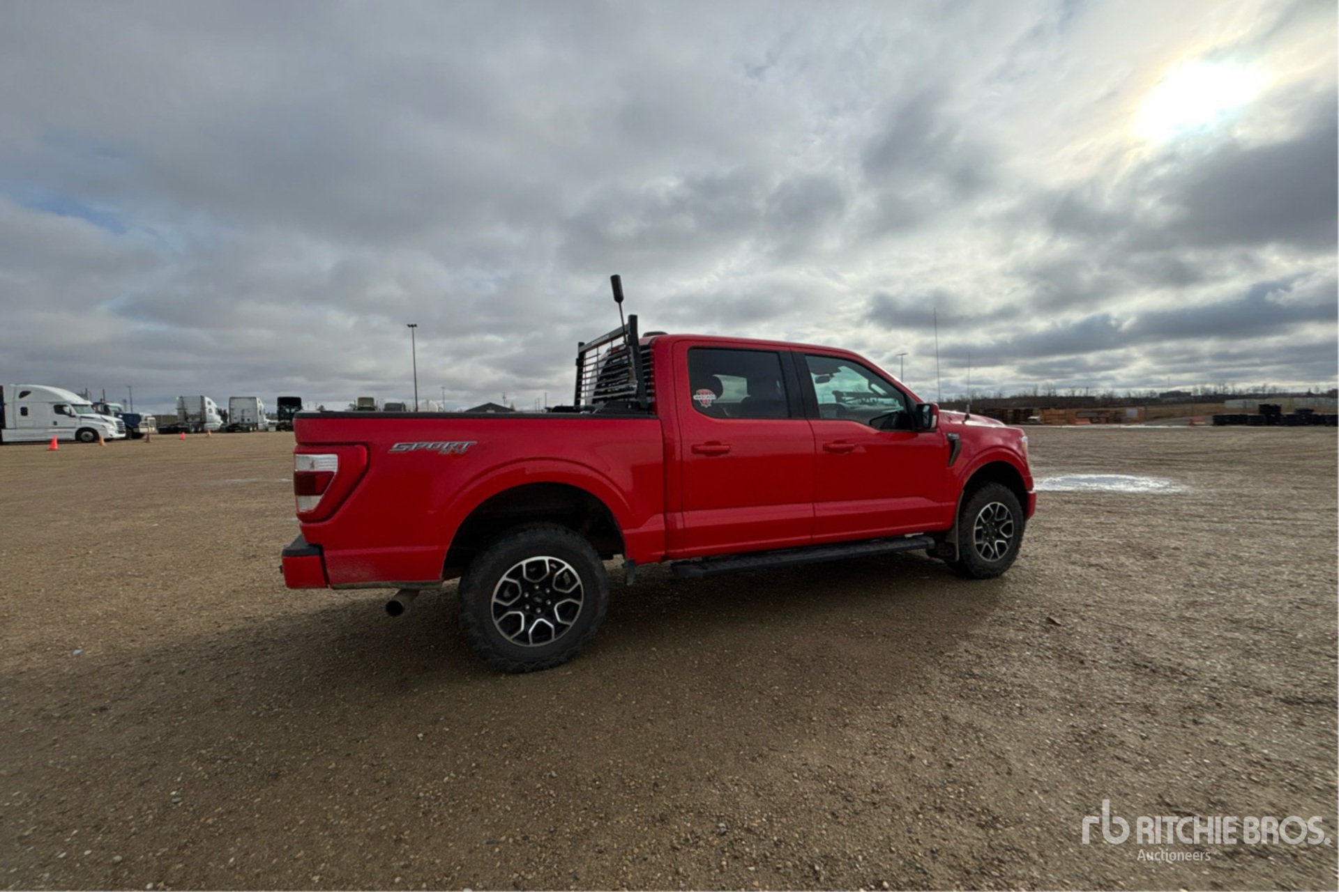 General Appearance with Picture, Right Rear Corner