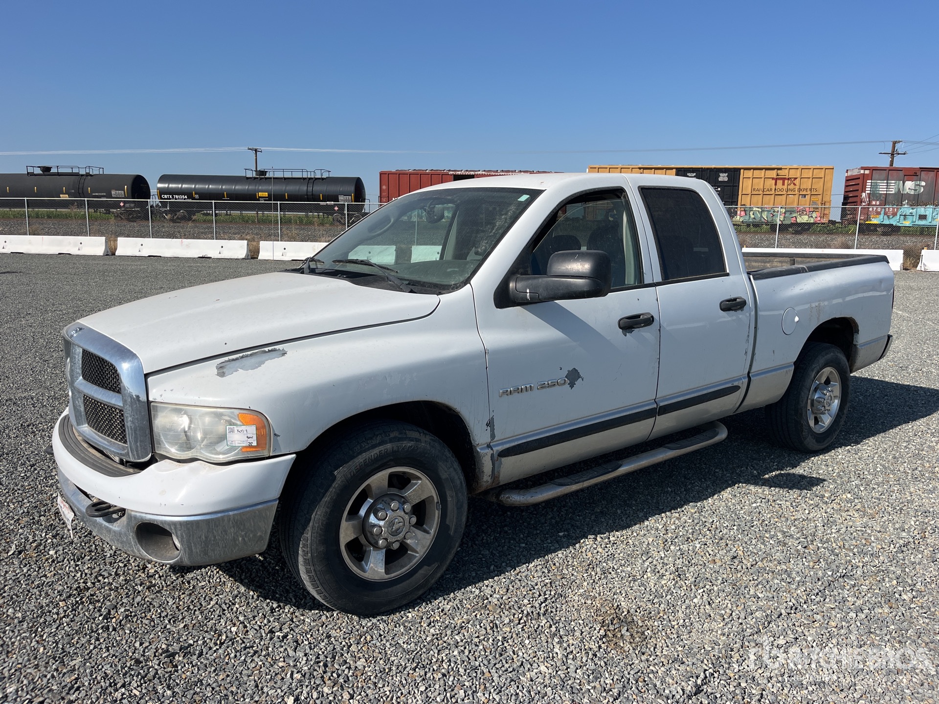 General Appearance with Picture, Left Front Corner
