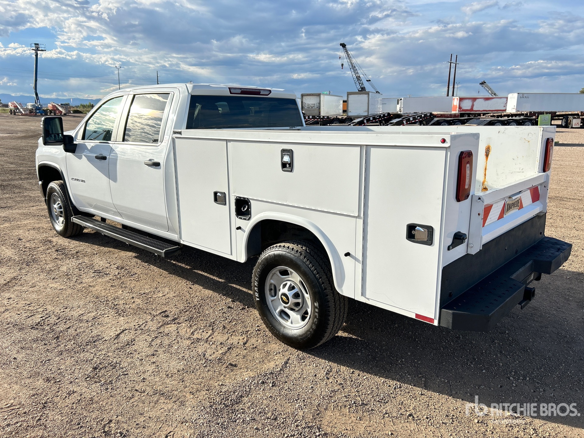 General Appearance with Picture, Left Rear Corner
