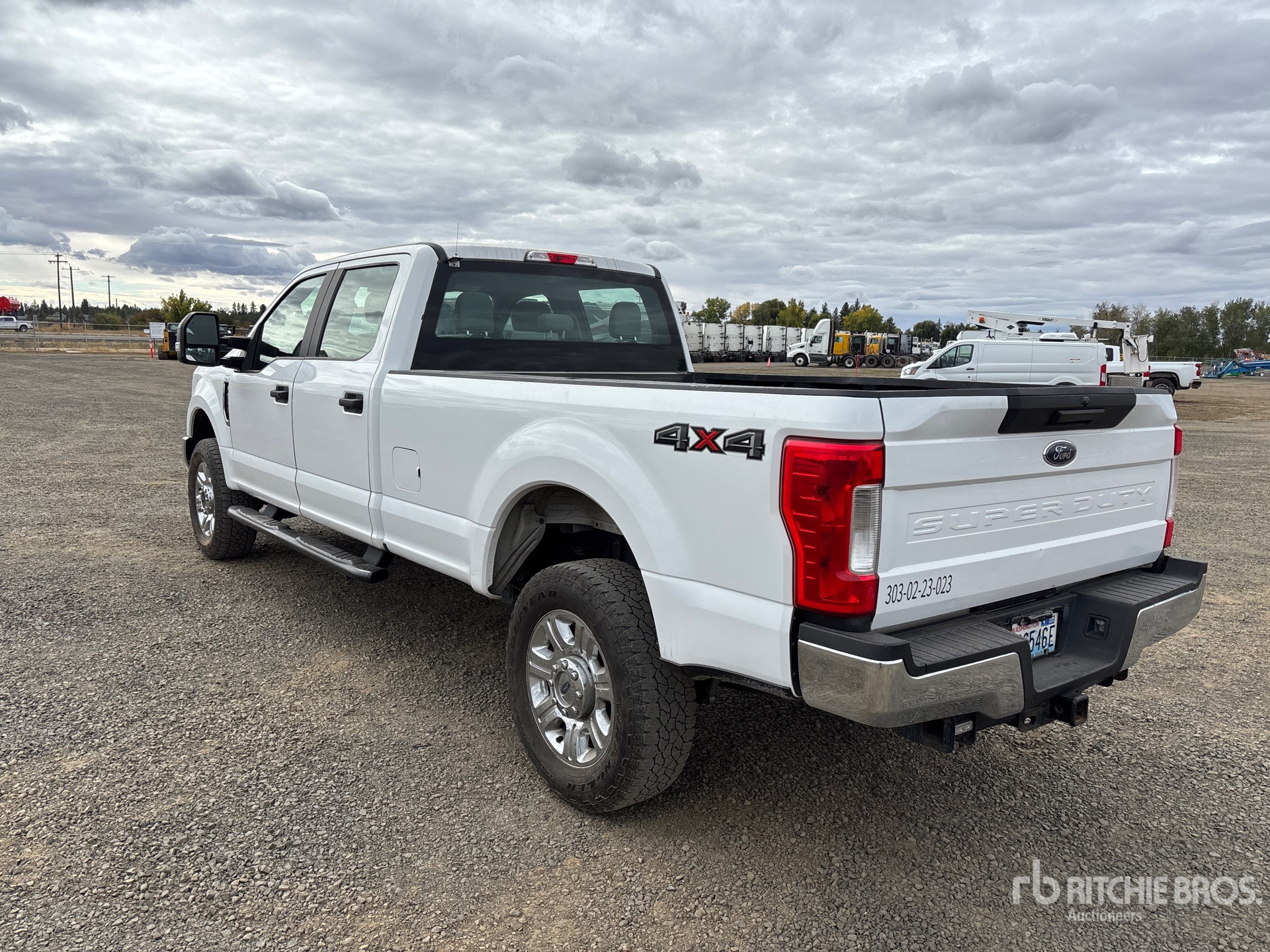 General Appearance with Picture, Left Rear Corner