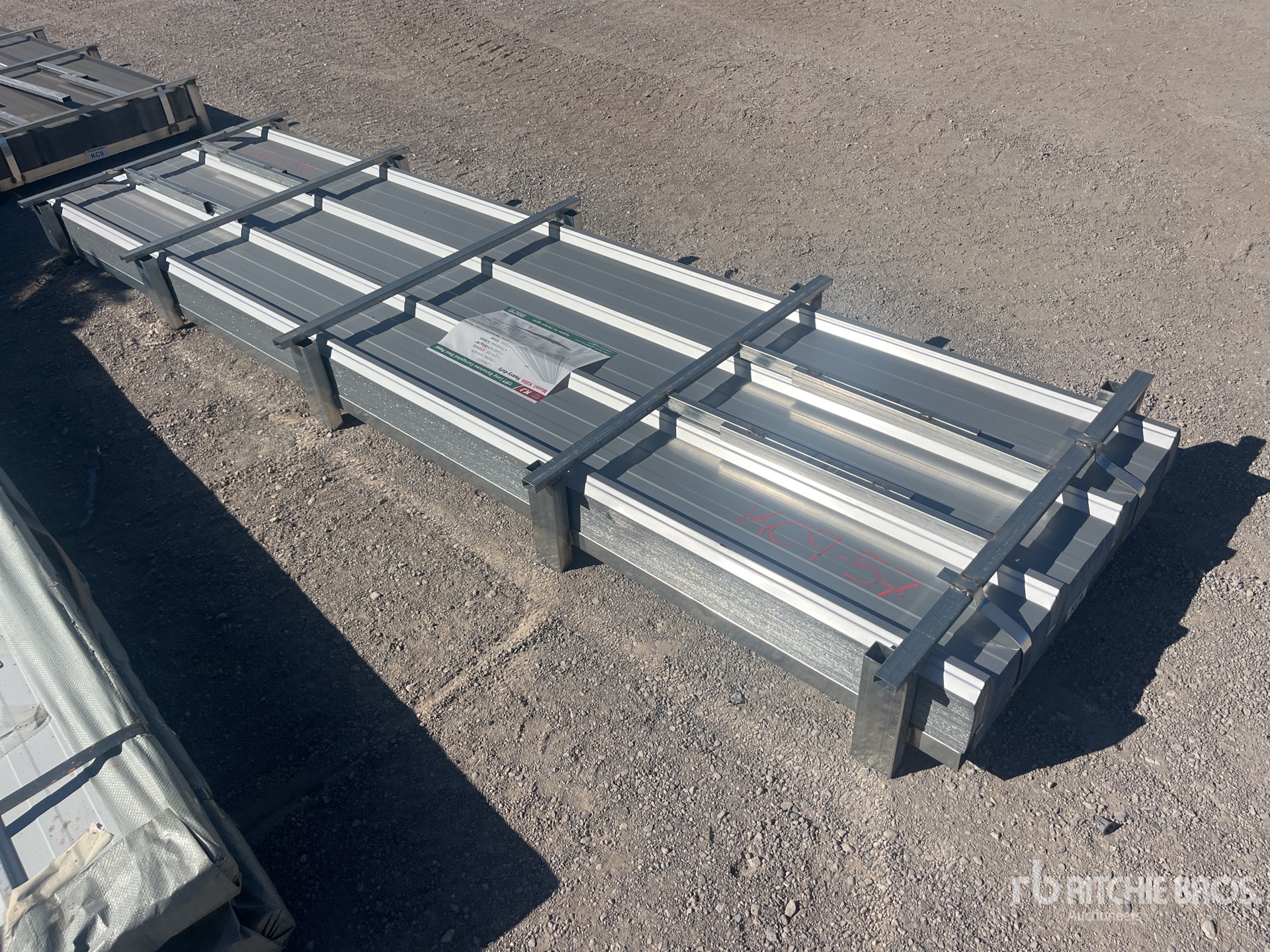 Aspect général with Image, coin avant gauche