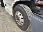 4 Underbody - Truck with 