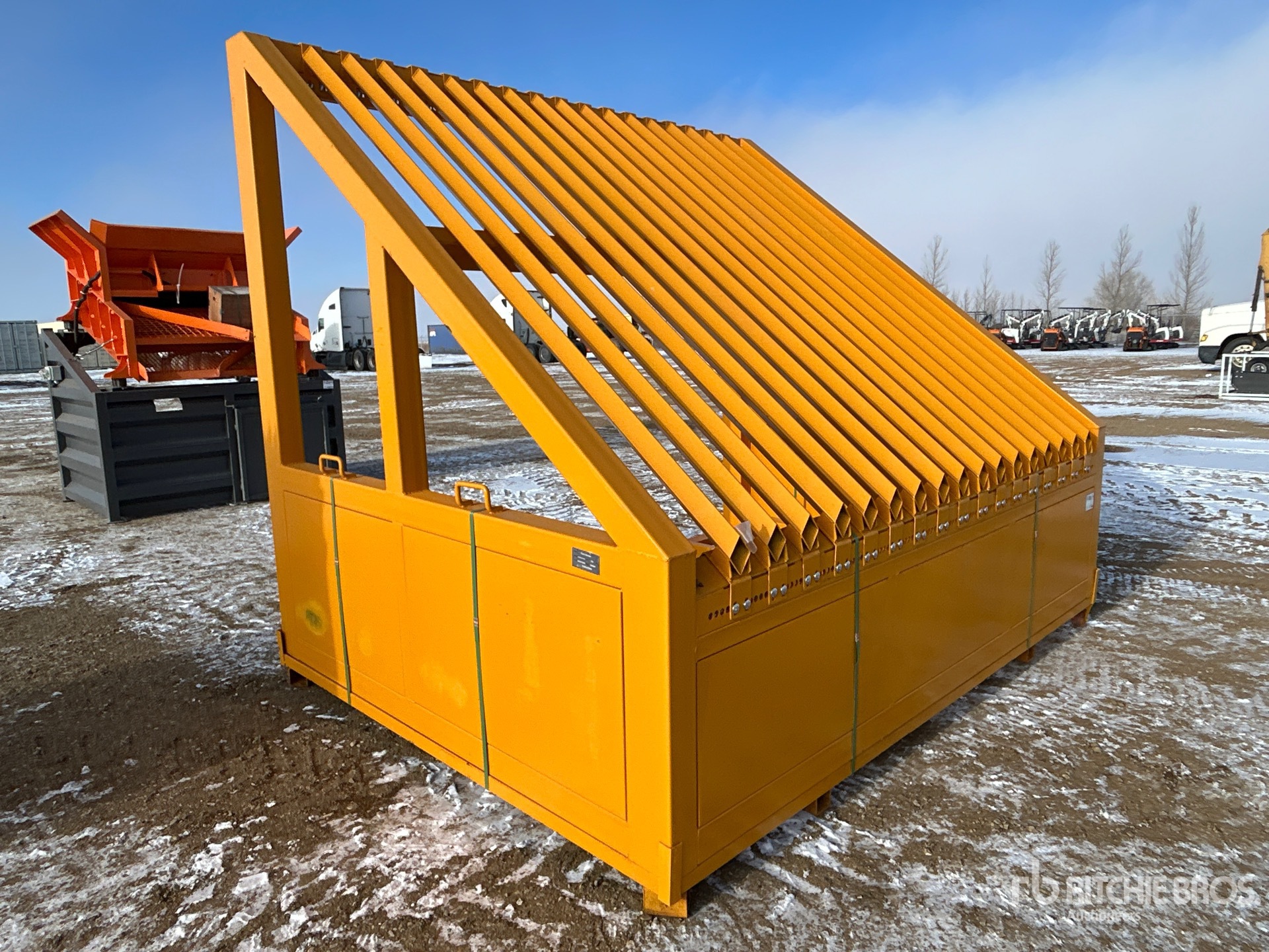 General Appearance with Bild, Ecke vorne rechts