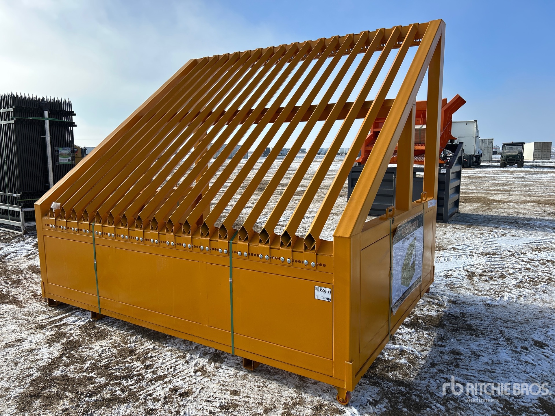 General Appearance with Bild, Ecke vorne links