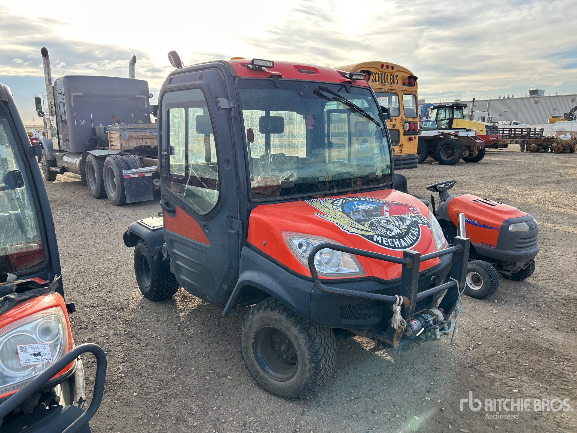 General Appearance with Picture, Right Front Corner