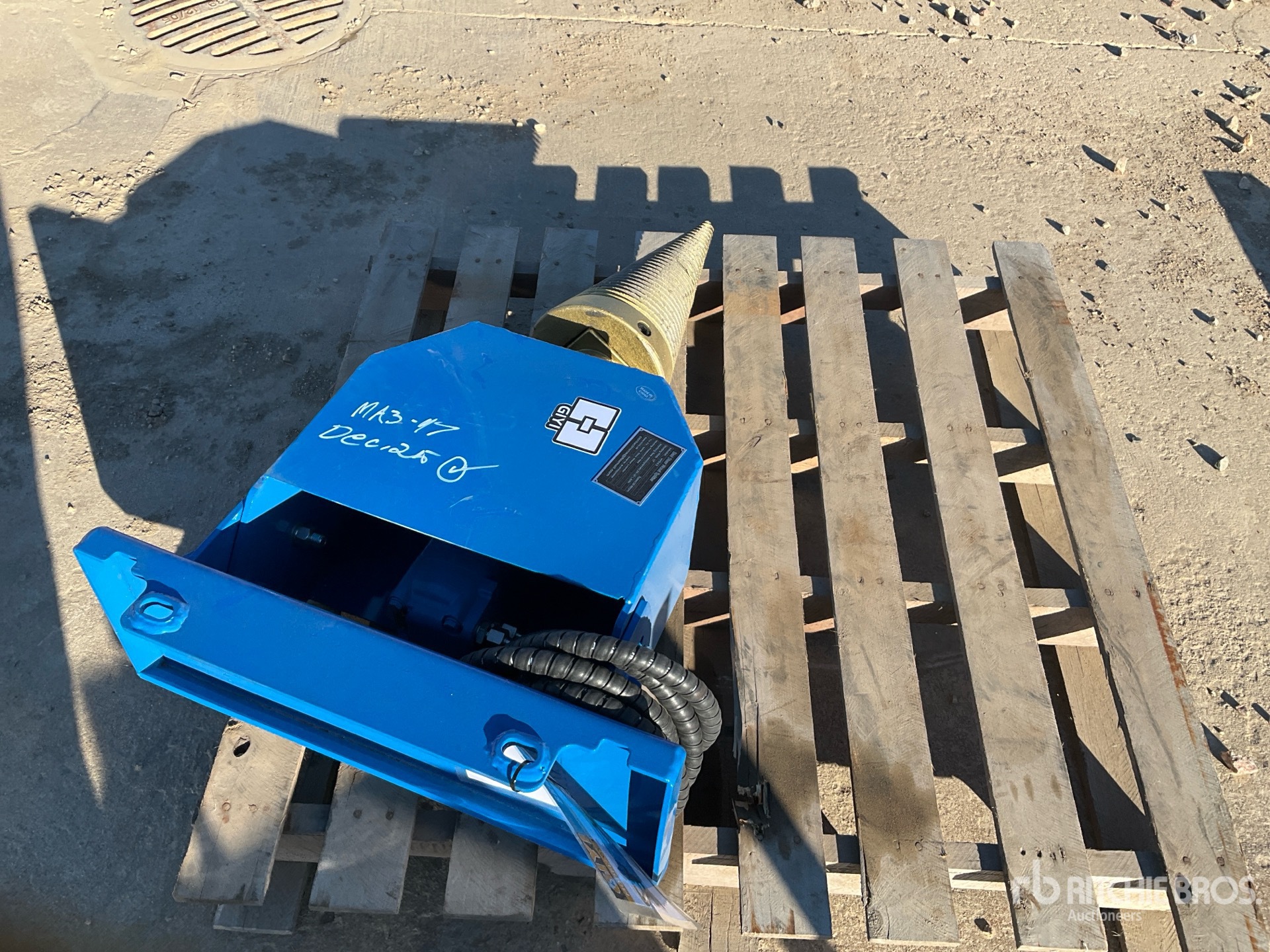 General Appearance with Image, coin arrière droit