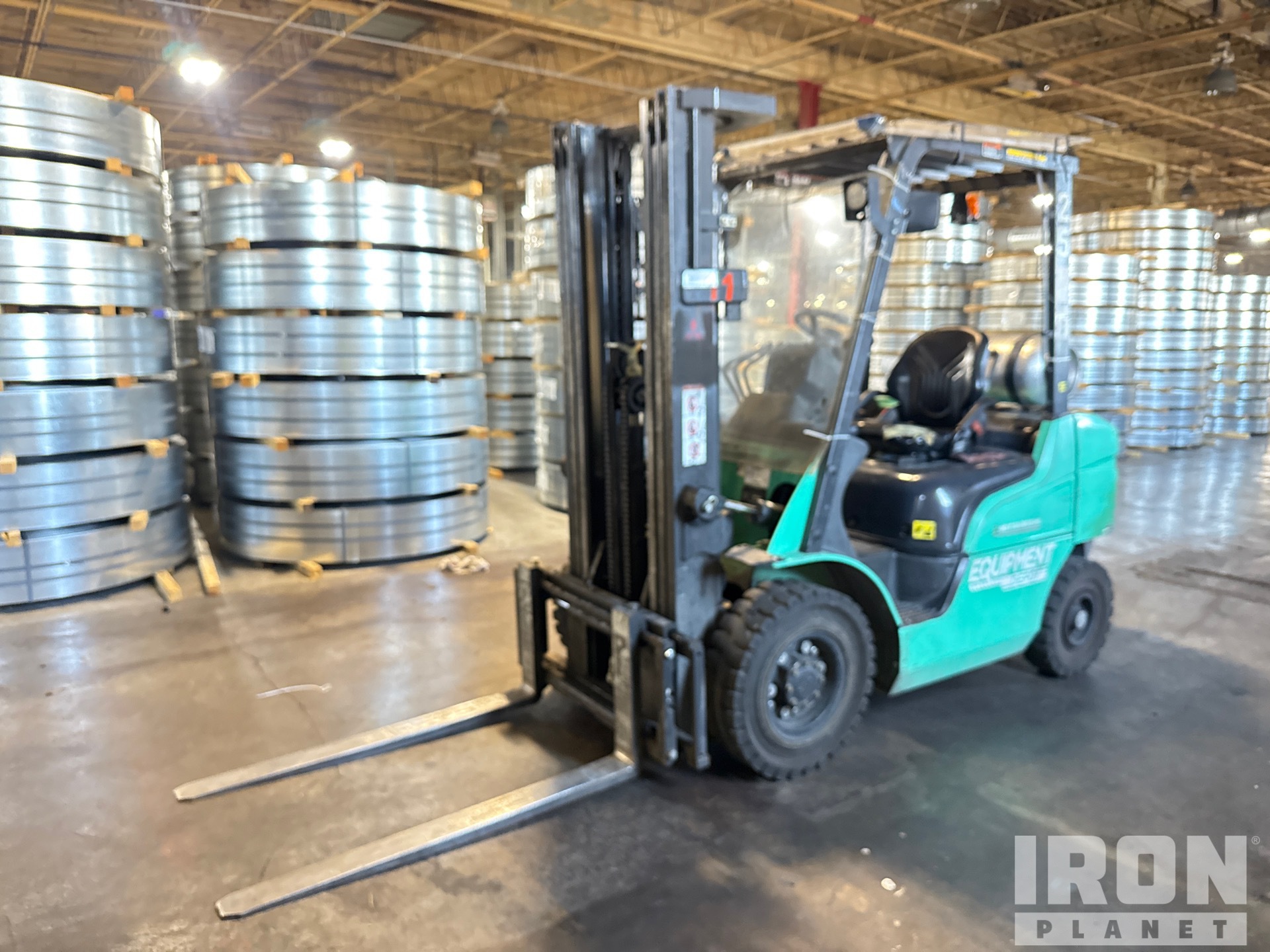 General Appearance - Lift Truck* with Imagen: esquina delantera izquierda