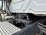 4 Underbody - Truck with 