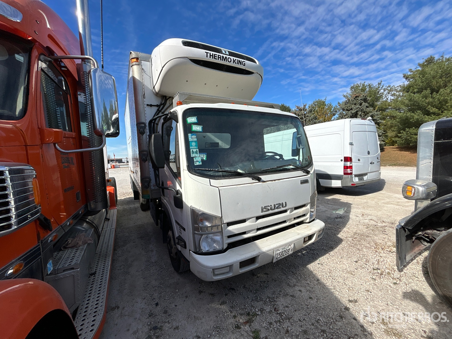 General Appearance with Bild, Ecke vorne rechts