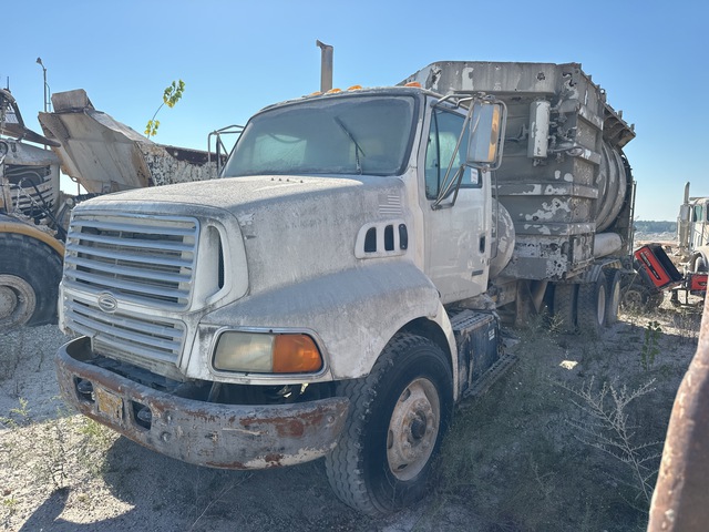 FastVac on 1998 Ford LT9513 6x4 Vacuum Tanker Truck FastVac on 1998 Ford LT9513 6x4 Vacuum Tanker Truck