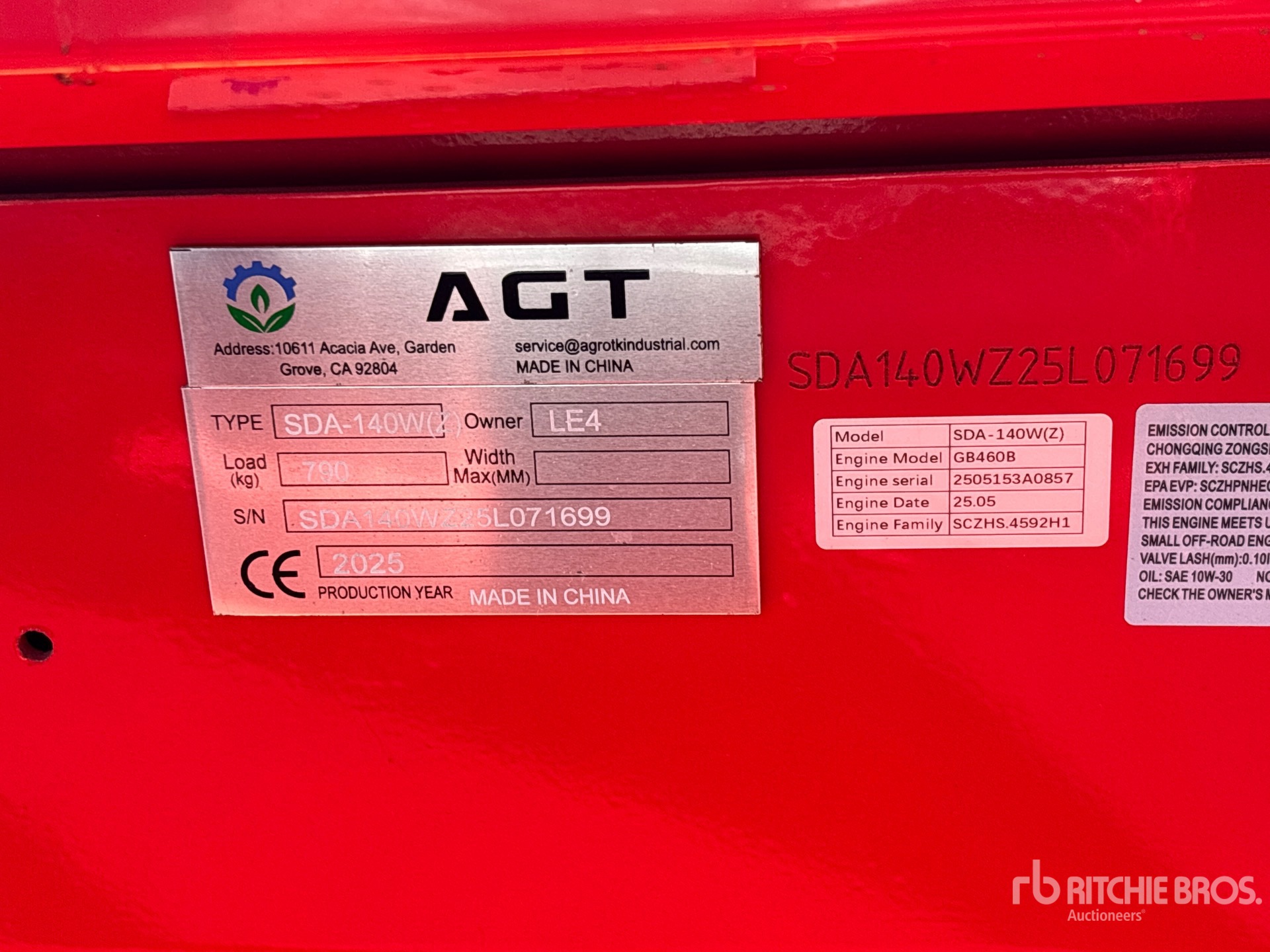 CARGADOR FRONTAL 2025 AGT SDA140W