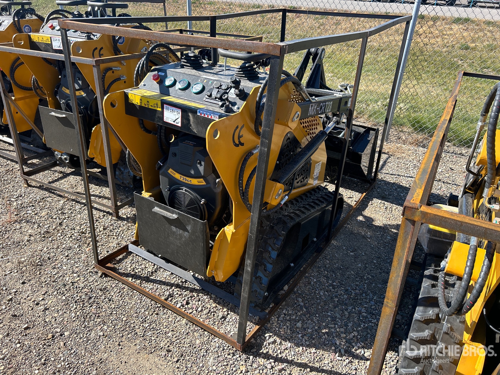 MINI CARGADOR SOBRE ORUGAS COMPACTO 2025 COMPAC MXCRT23