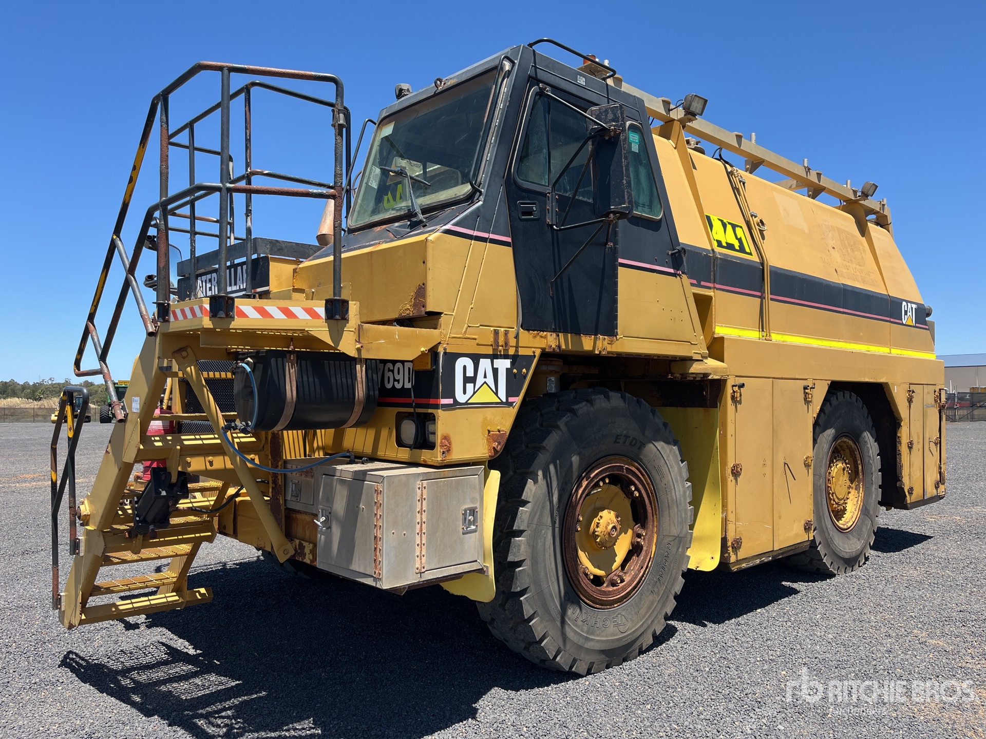 General Appearance with Imagen: esquina delantera izquierda