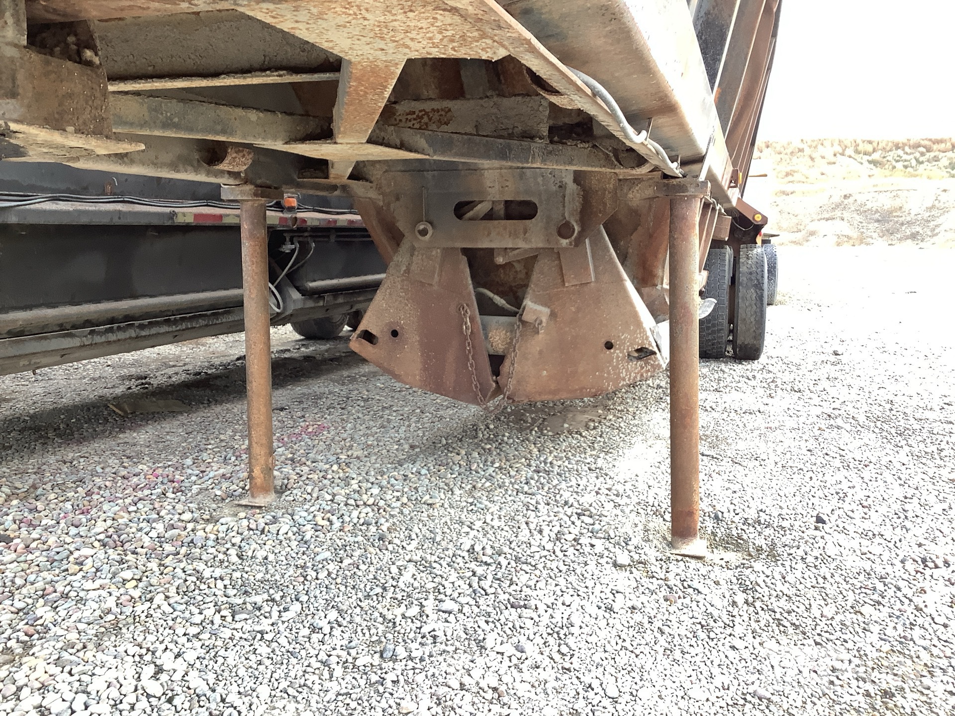 1991 Fruehauf 18 FT TRI/A LEAD