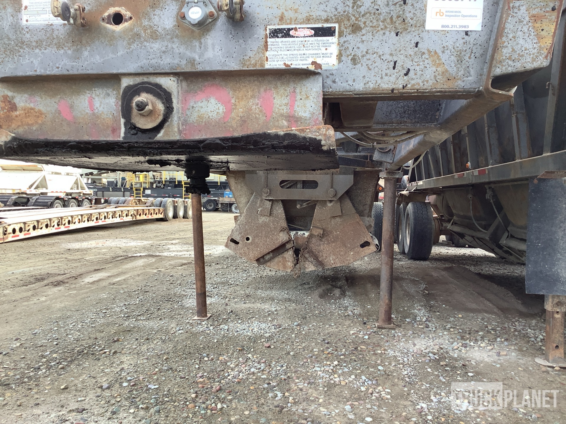 1992 Fruehauf 18 FT 40 FT T/A LEAD