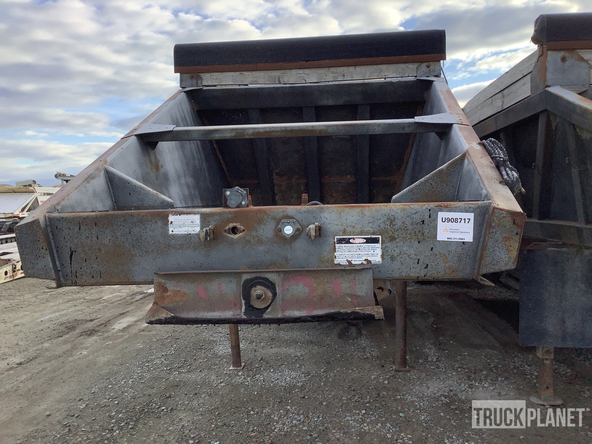 1992 Fruehauf 18 FT 40 FT T/A LEAD