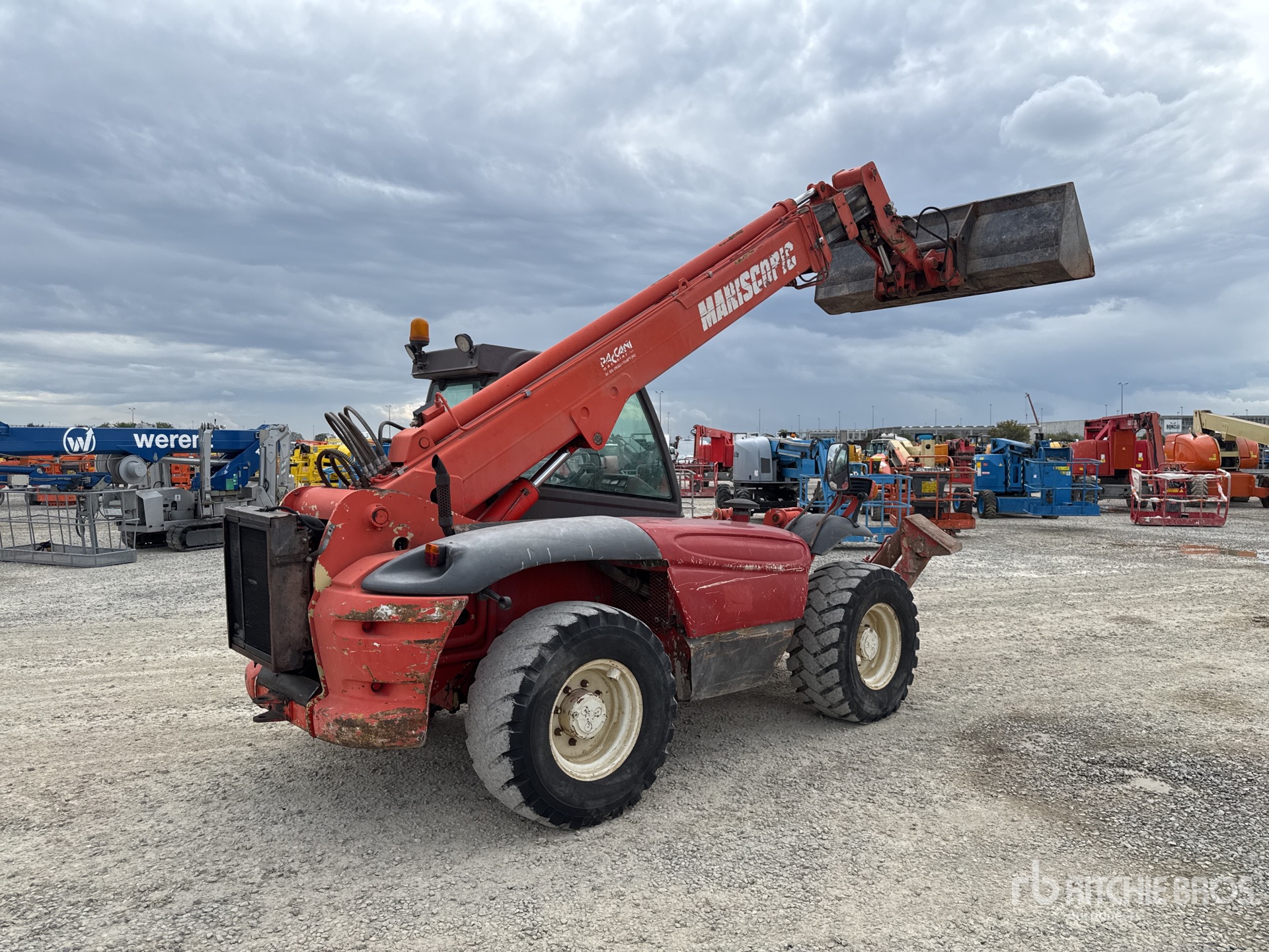 General Appearance with Picture, Right Rear Corner