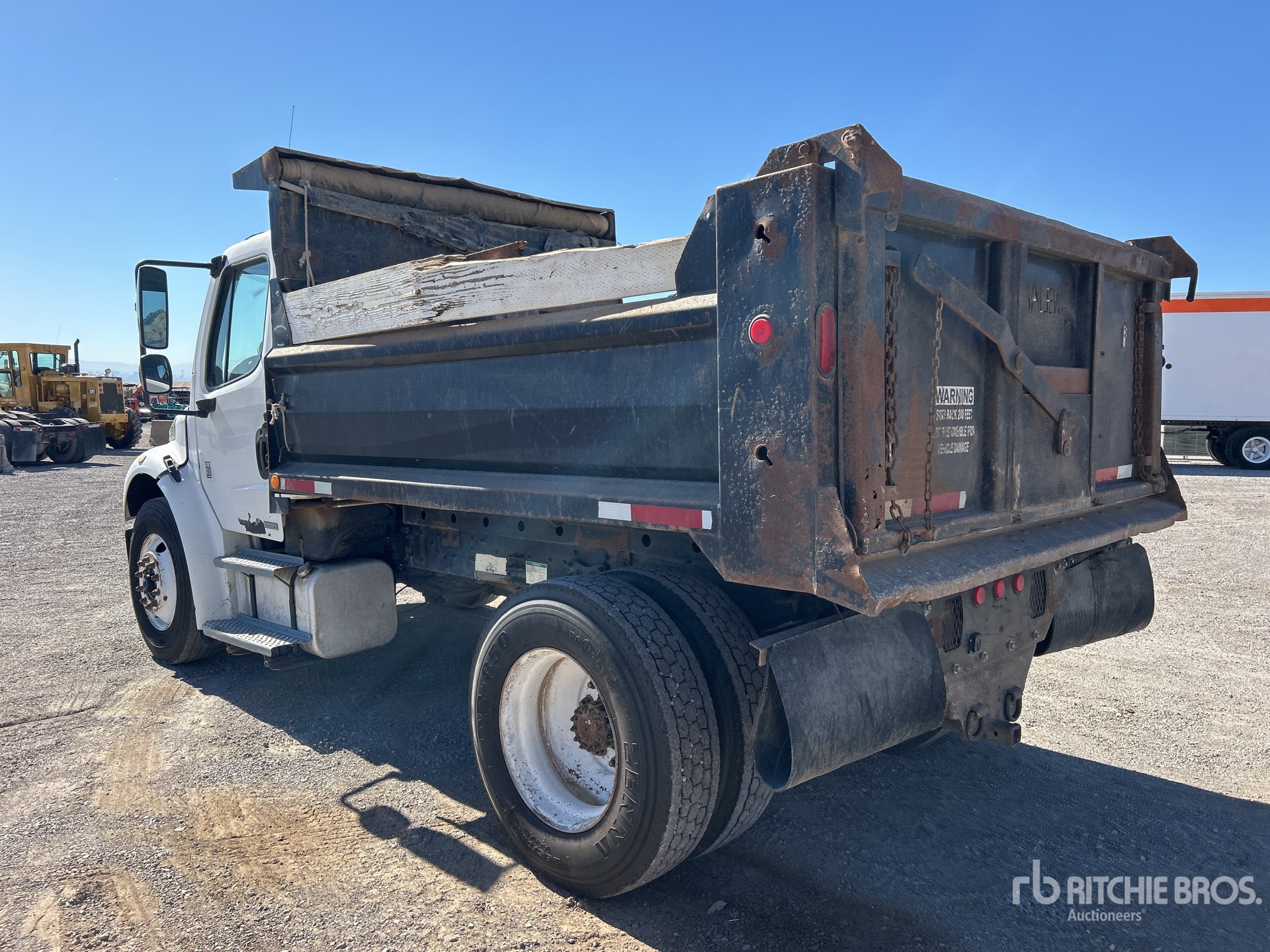 Aspect général with Image, coin arrière gauche