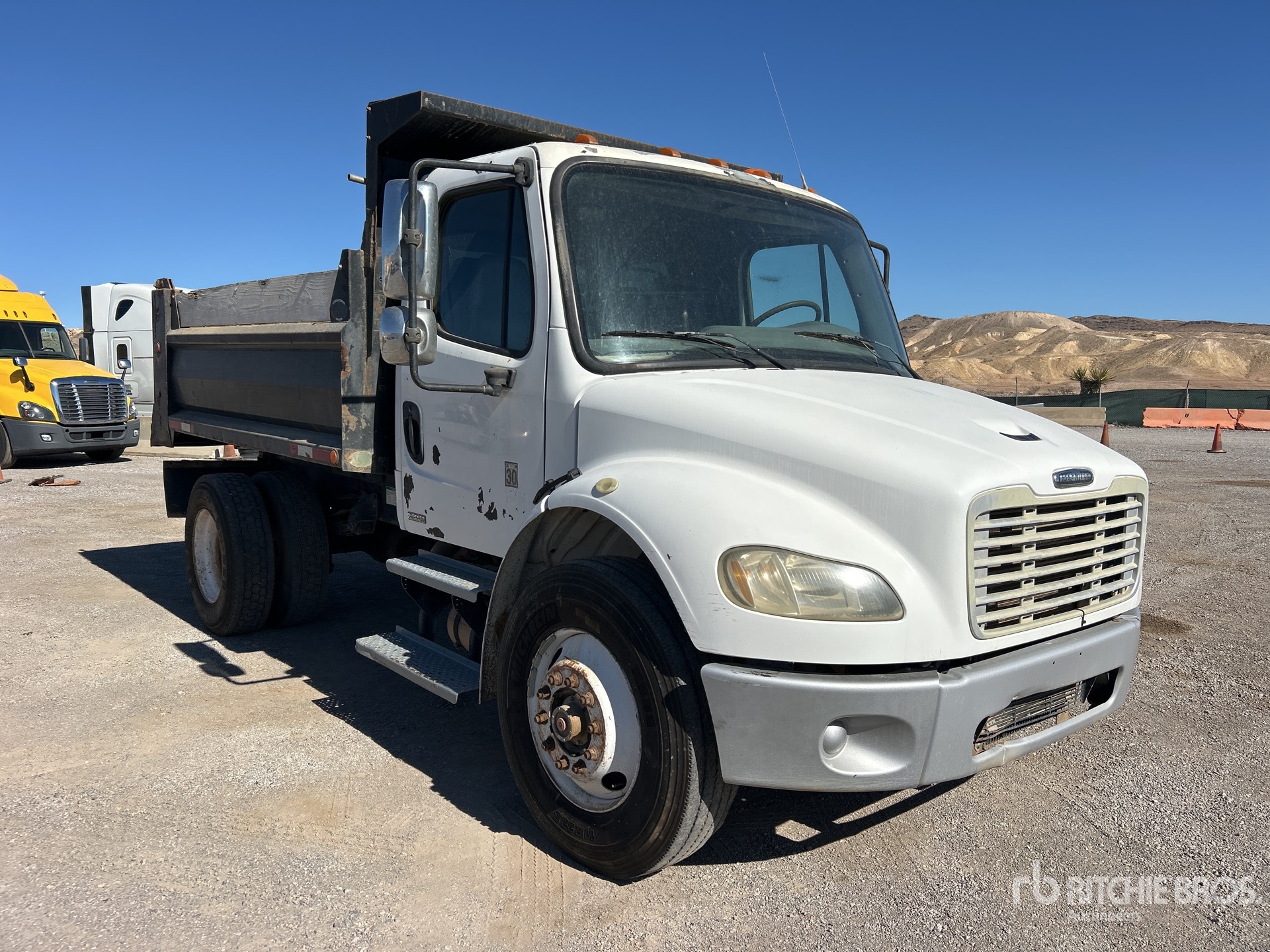 Aspect général with Image, coin avant droit