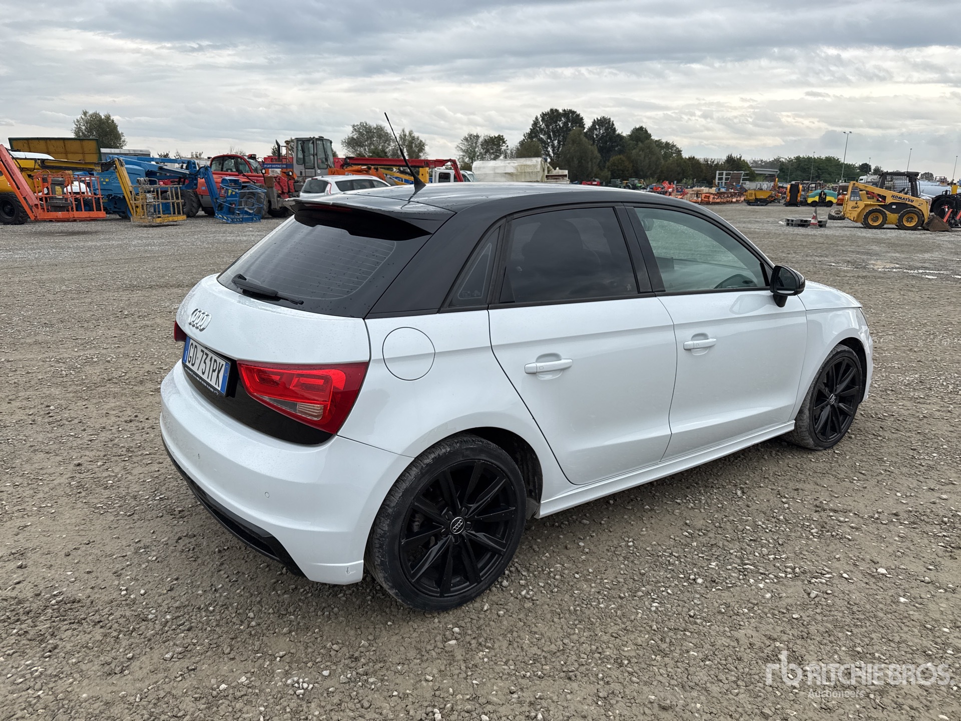 General Appearance with Picture, Right Rear Corner