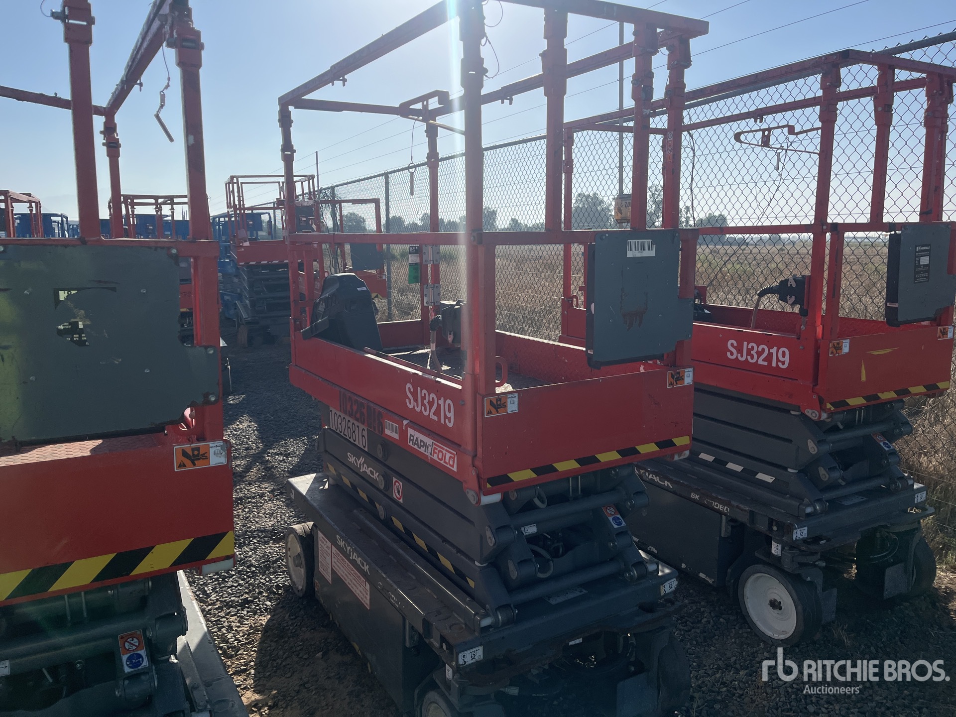 ELEVADOR TIJERA 2021 SKYJACK SJ3219A