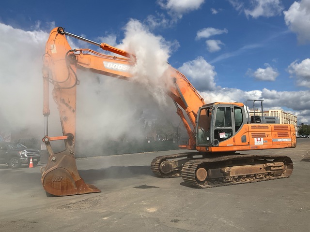 2012 Doosan DX350LC-3 Tracked Excavator