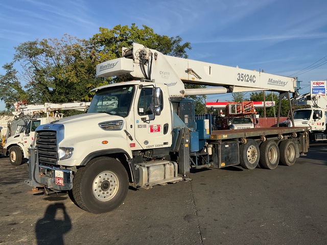 Manitex 35124C 70000 lb Straight Boom on 2016 Freightliner 114SD 8x4 Boom Truck
