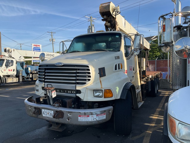 National 800D 46000 lb Straight Boom on 2007 Sterling LT8500 6x4 Boom Truck (Inoperable) National 800D 46000 lb Straight Boom on 2007 Sterling LT8500 6x4 Boom Truck (Inoperable)