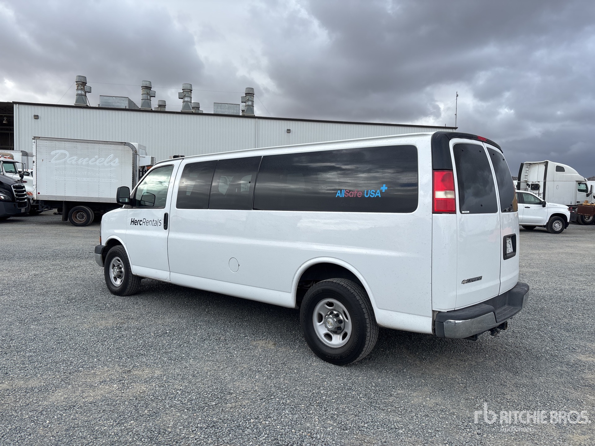 General Appearance with Picture, Left Rear Corner
