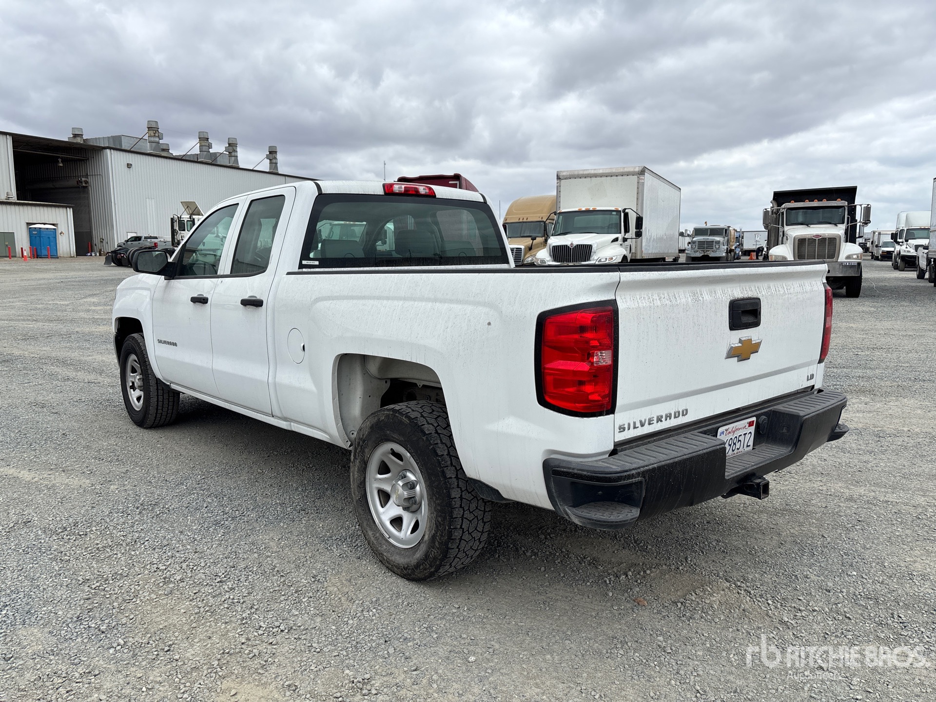 General Appearance with Picture, Left Rear Corner
