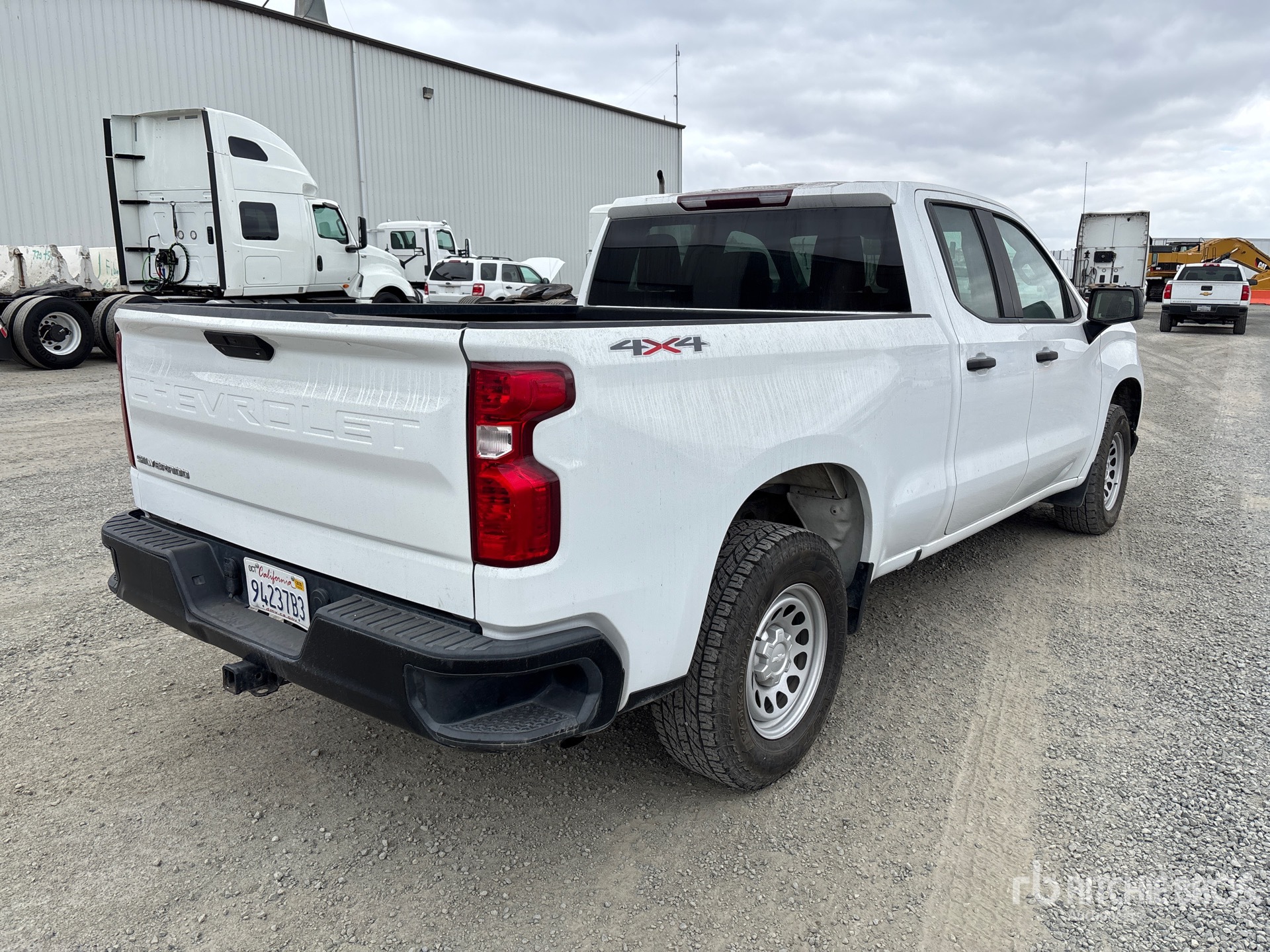 General Appearance with Picture, Right Rear Corner