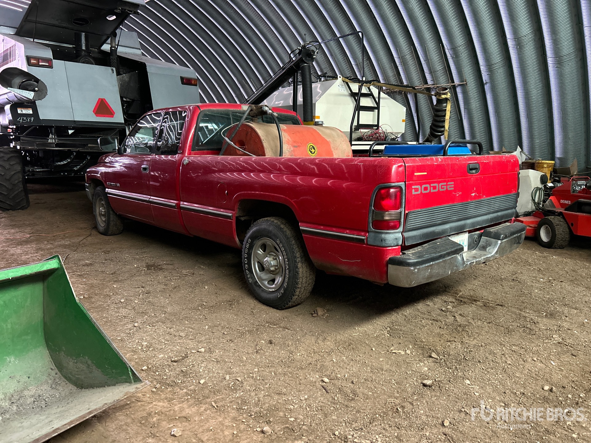 General Appearance with Imagen: esquina trasera izquierda